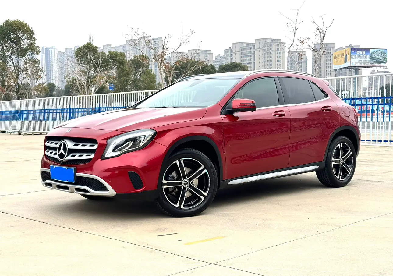 Mercedes-Benz GLA  из Китая