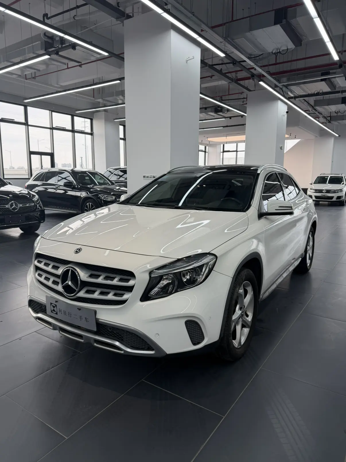 Mercedes-Benz GLA  из Китая
