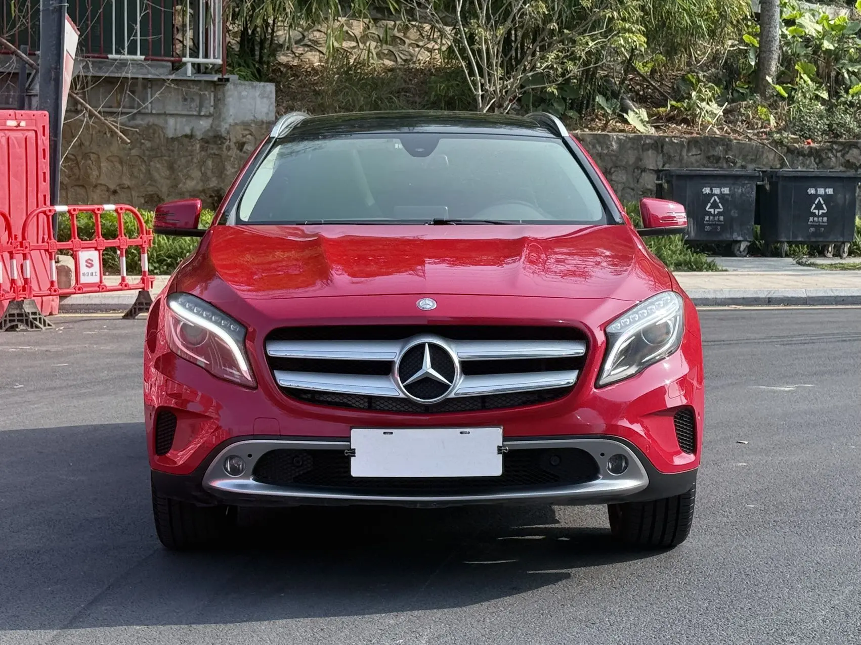 Mercedes-Benz GLA  из Китая