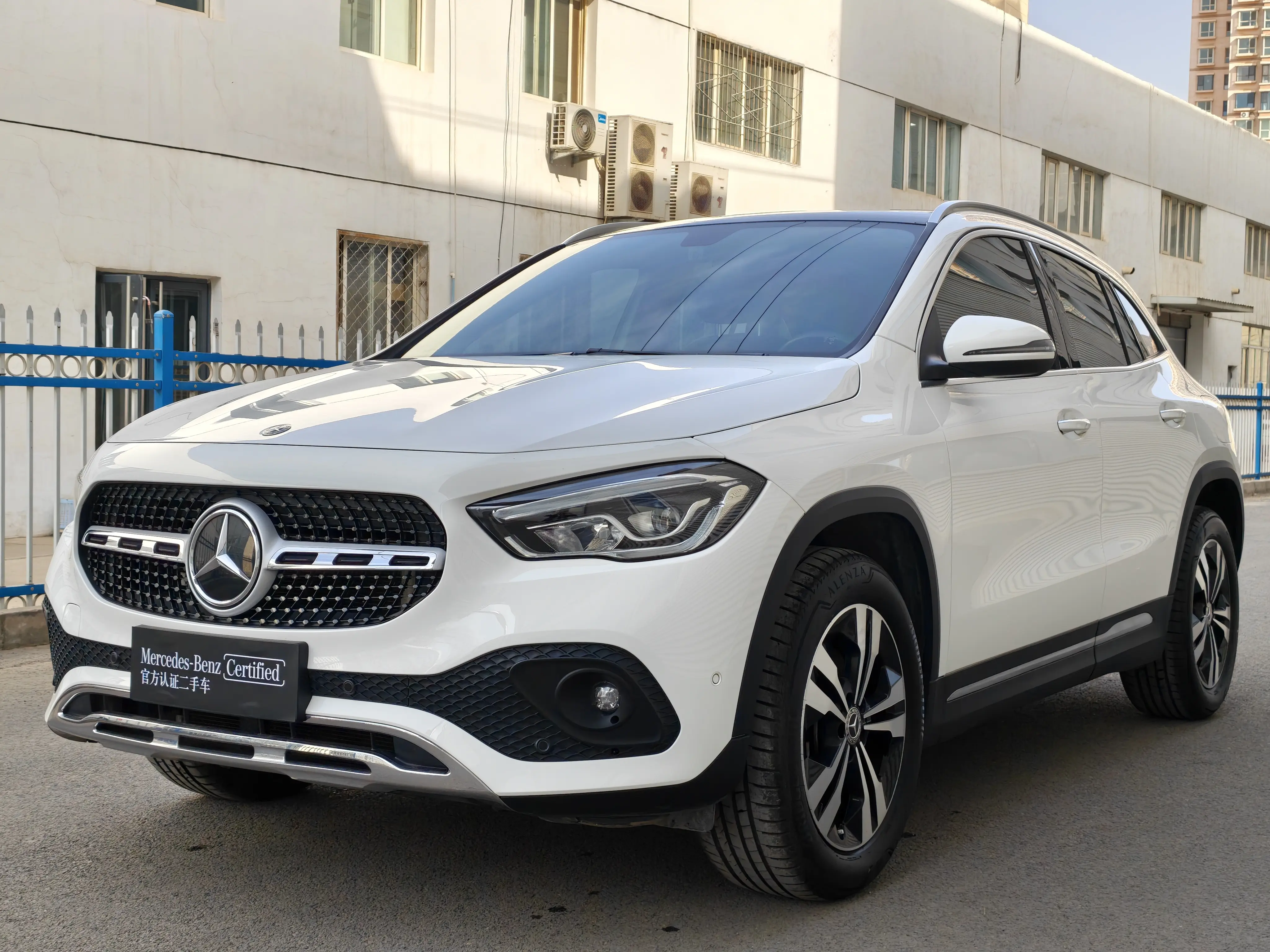 Mercedes-Benz GLA  из Китая