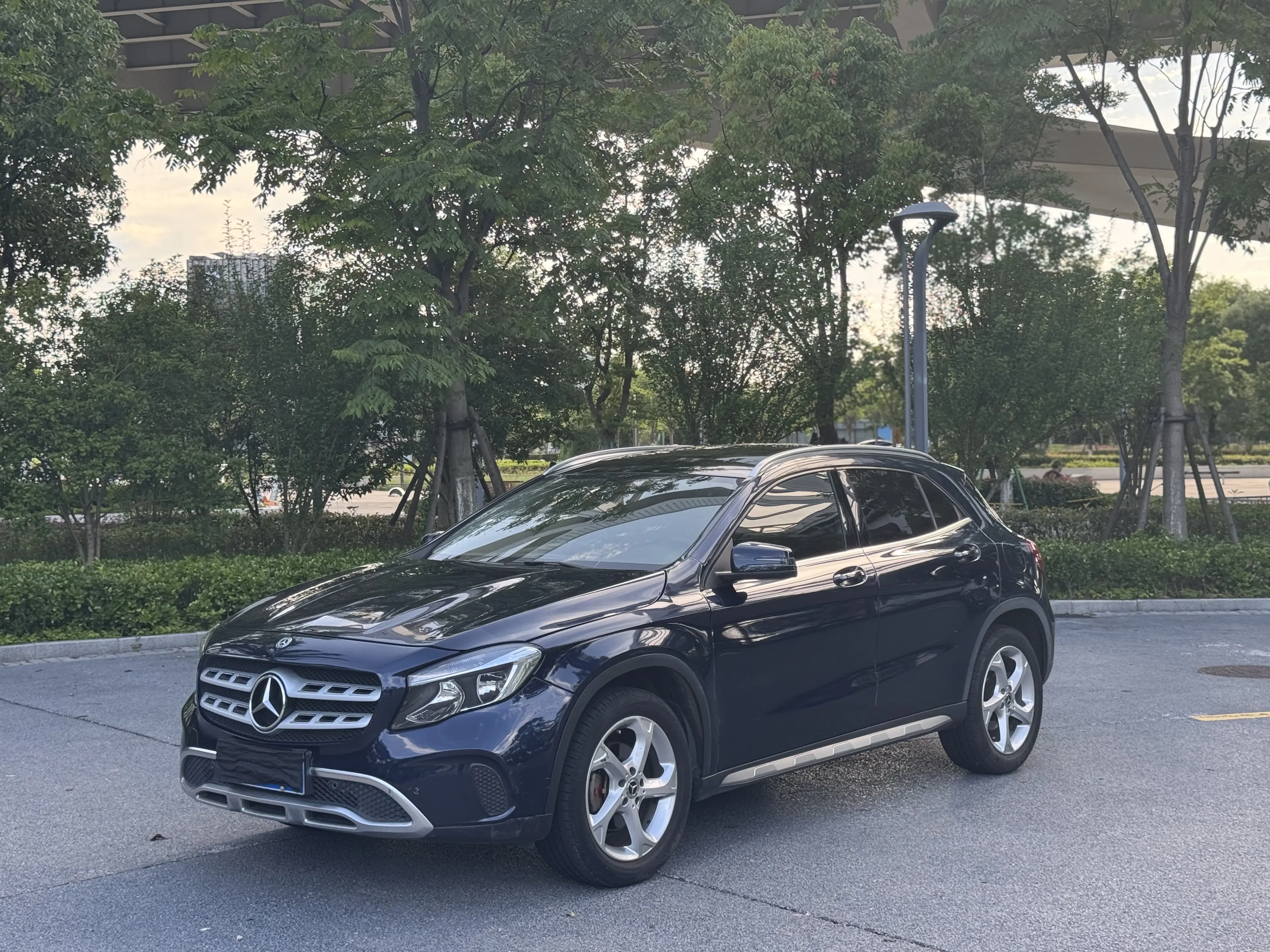 Mercedes-Benz GLA  из Китая