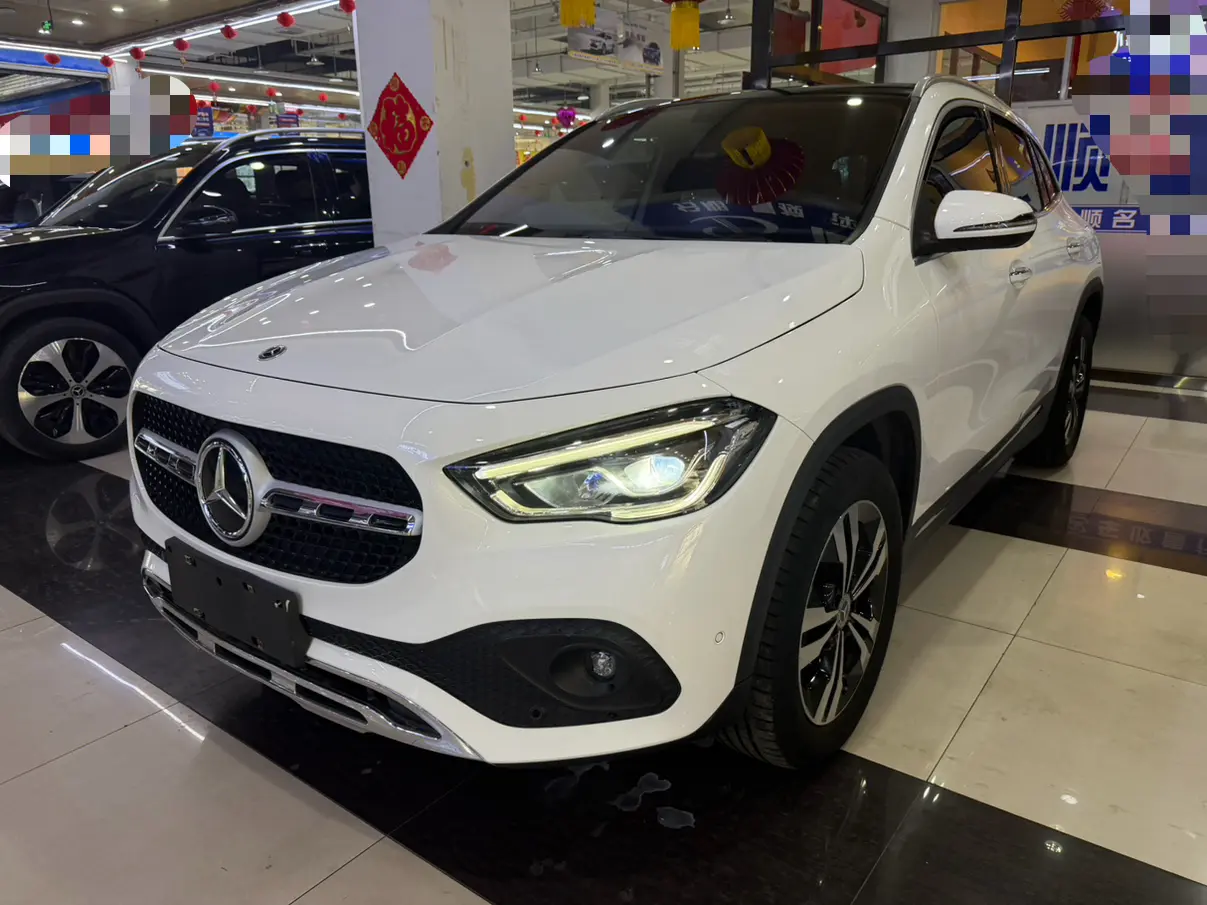 Mercedes-Benz GLA  из Китая