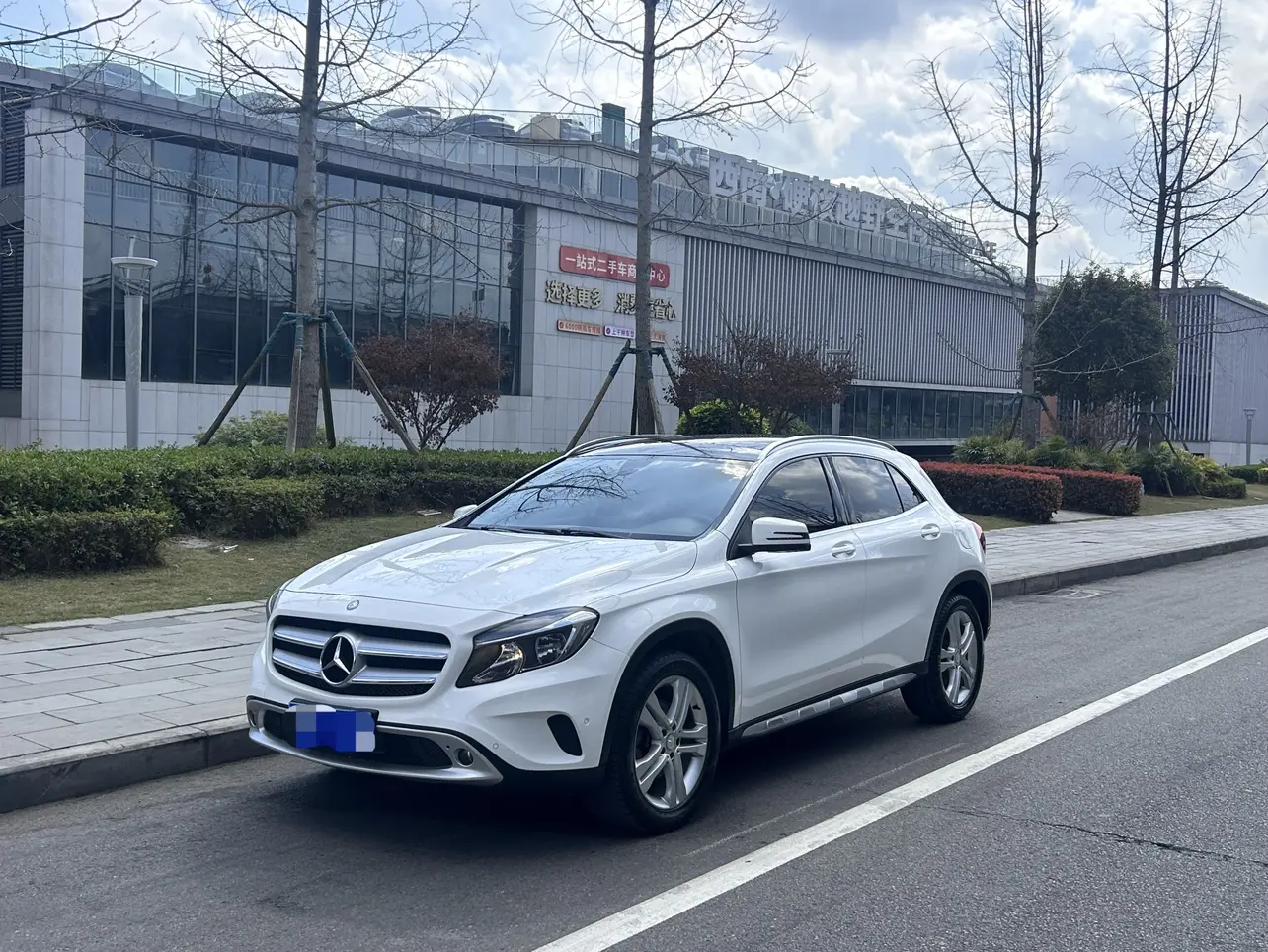 Mercedes-Benz GLA  из Китая