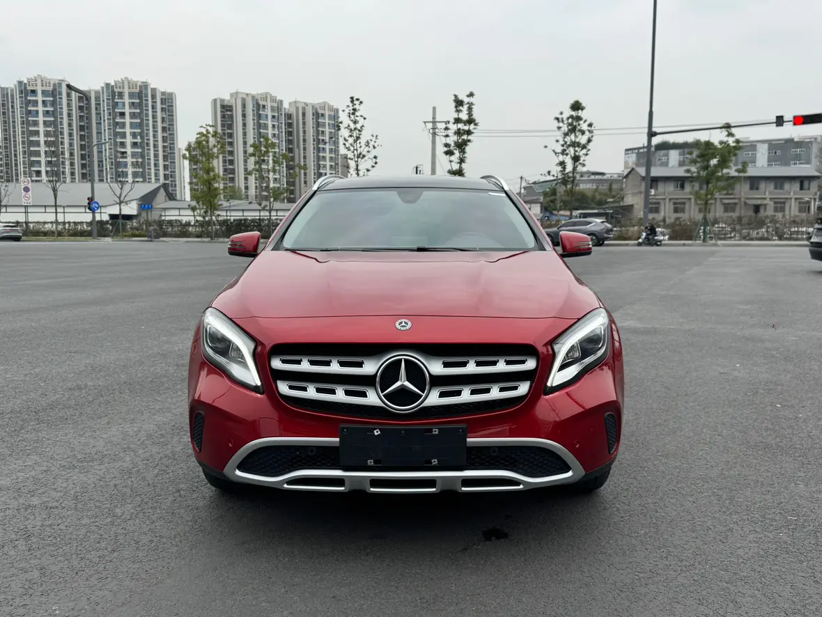 Mercedes-Benz GLA  из Китая