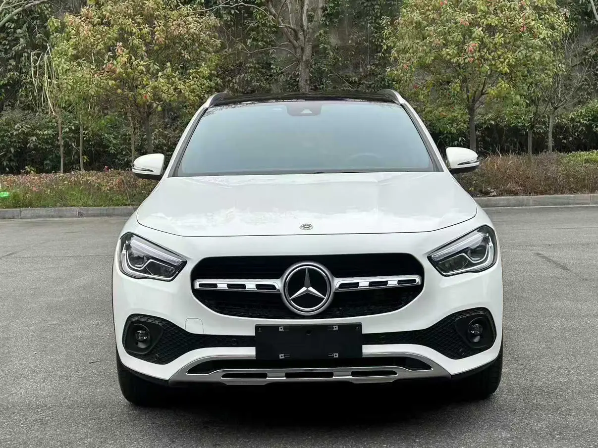 Mercedes-Benz GLA  из Китая