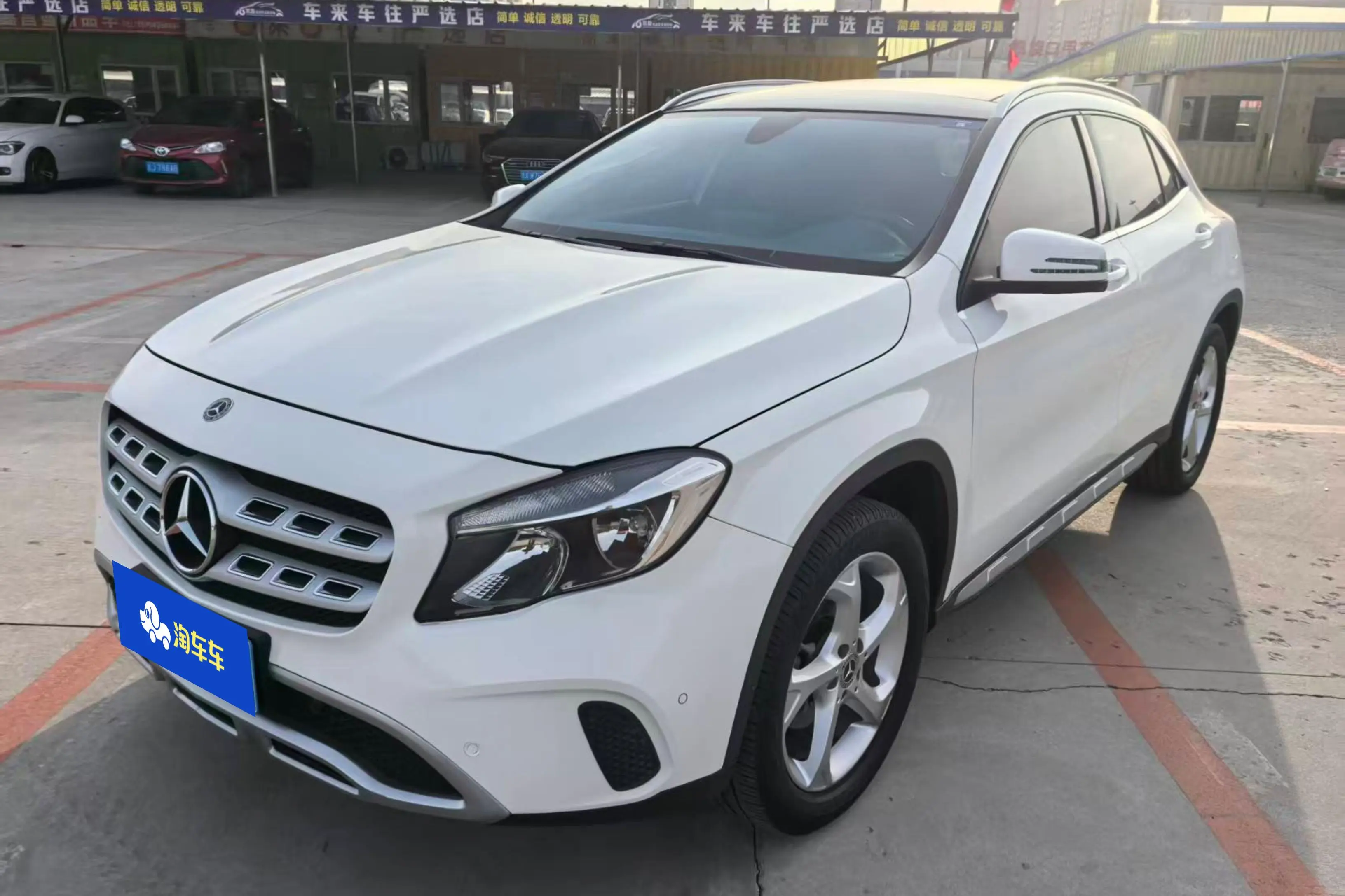 Mercedes-Benz GLA  из Китая