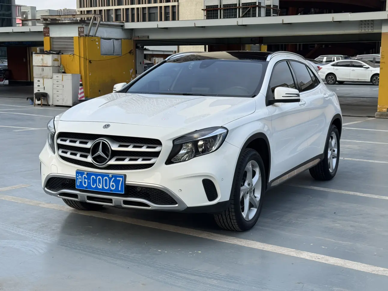 Mercedes-Benz GLA  из Китая
