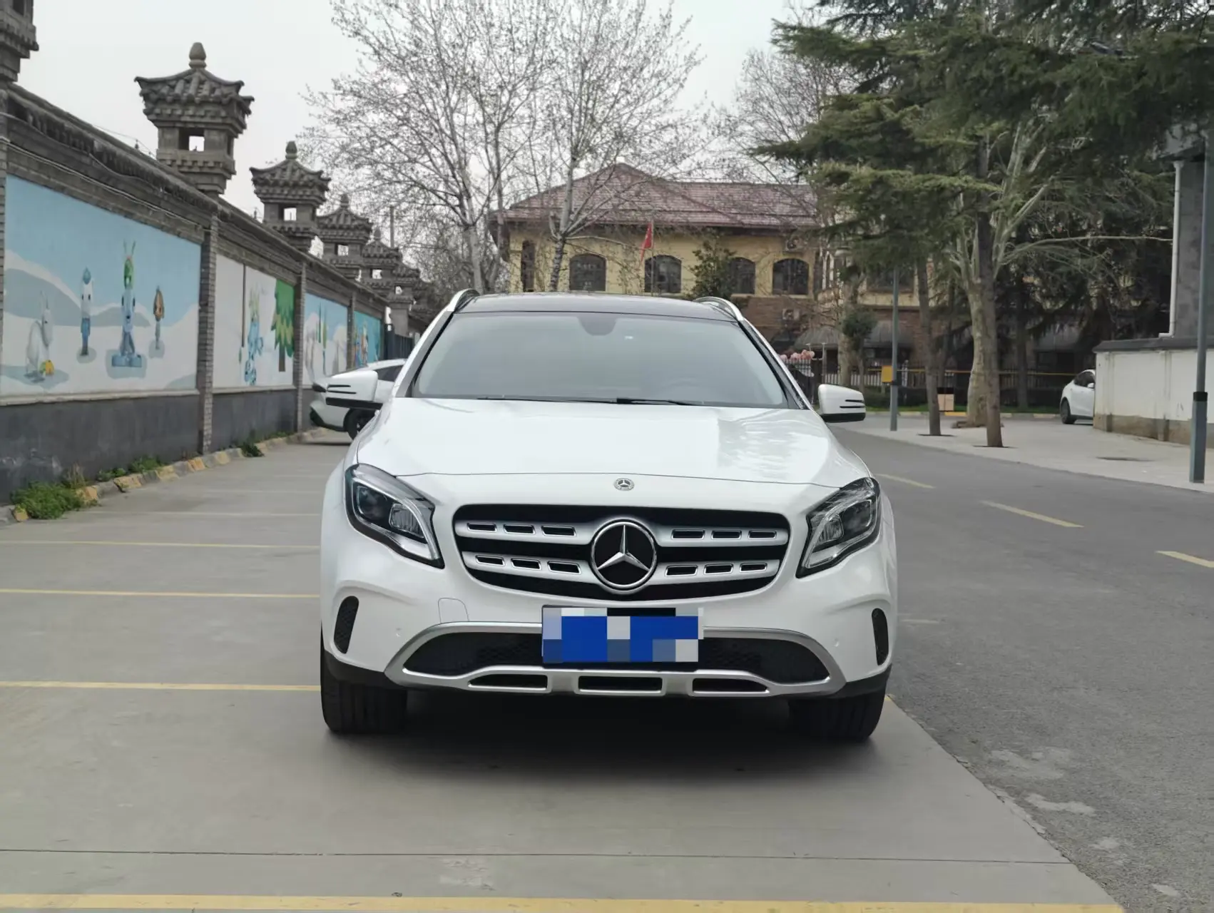 Mercedes-Benz GLA  из Китая