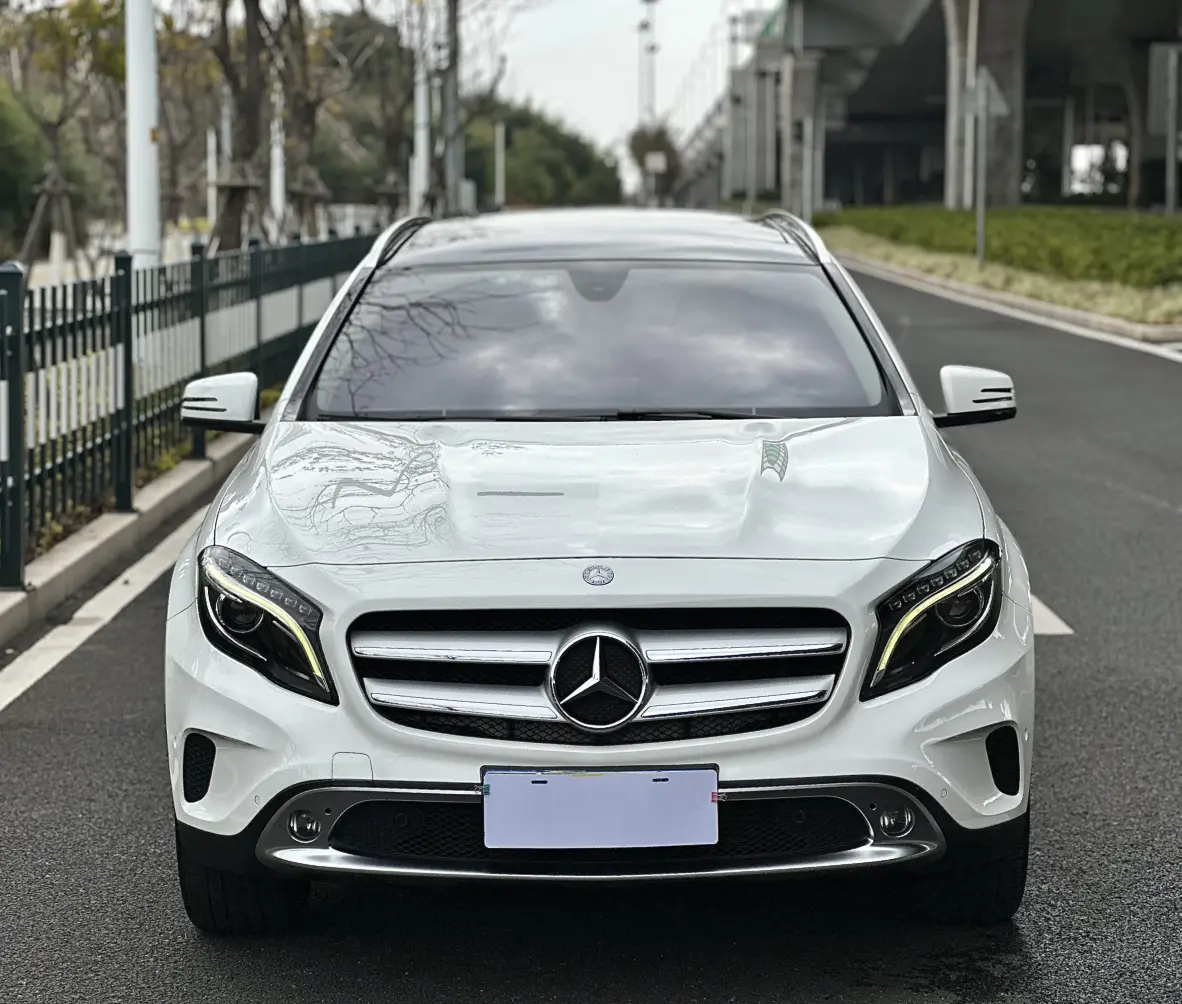 Mercedes-Benz GLA  из Китая
