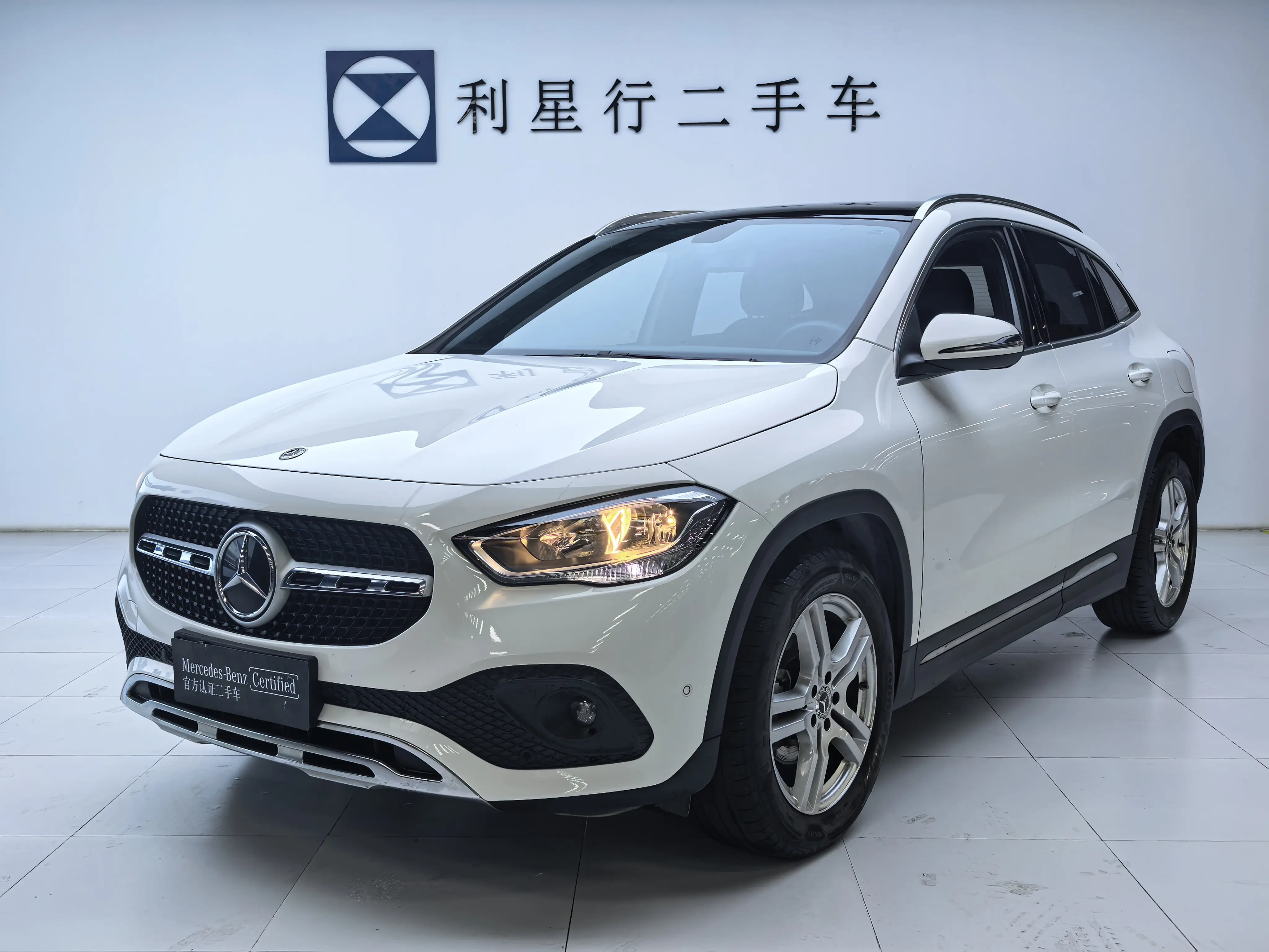 Mercedes-Benz GLA  из Китая