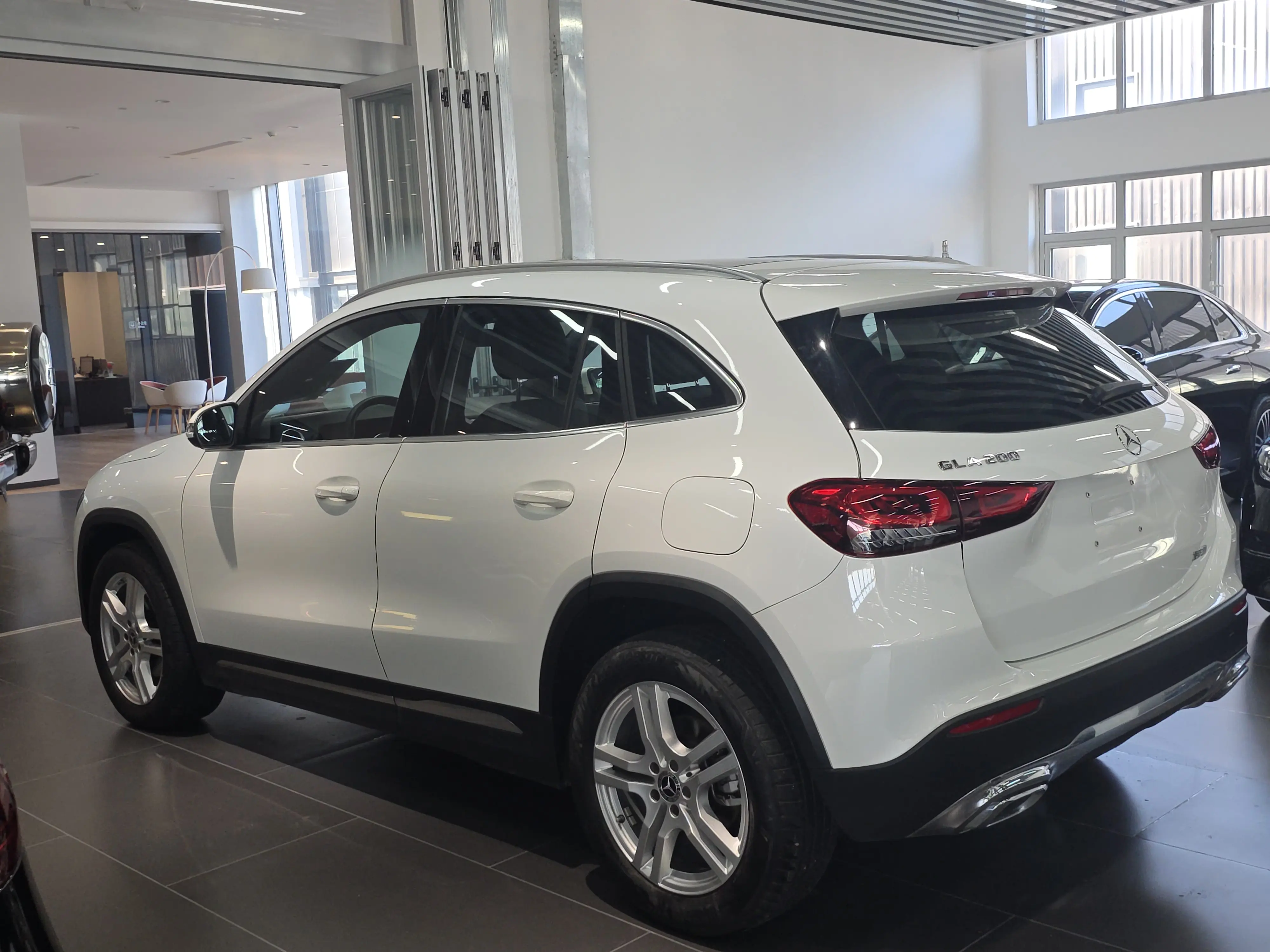 Mercedes-Benz GLA  из Китая