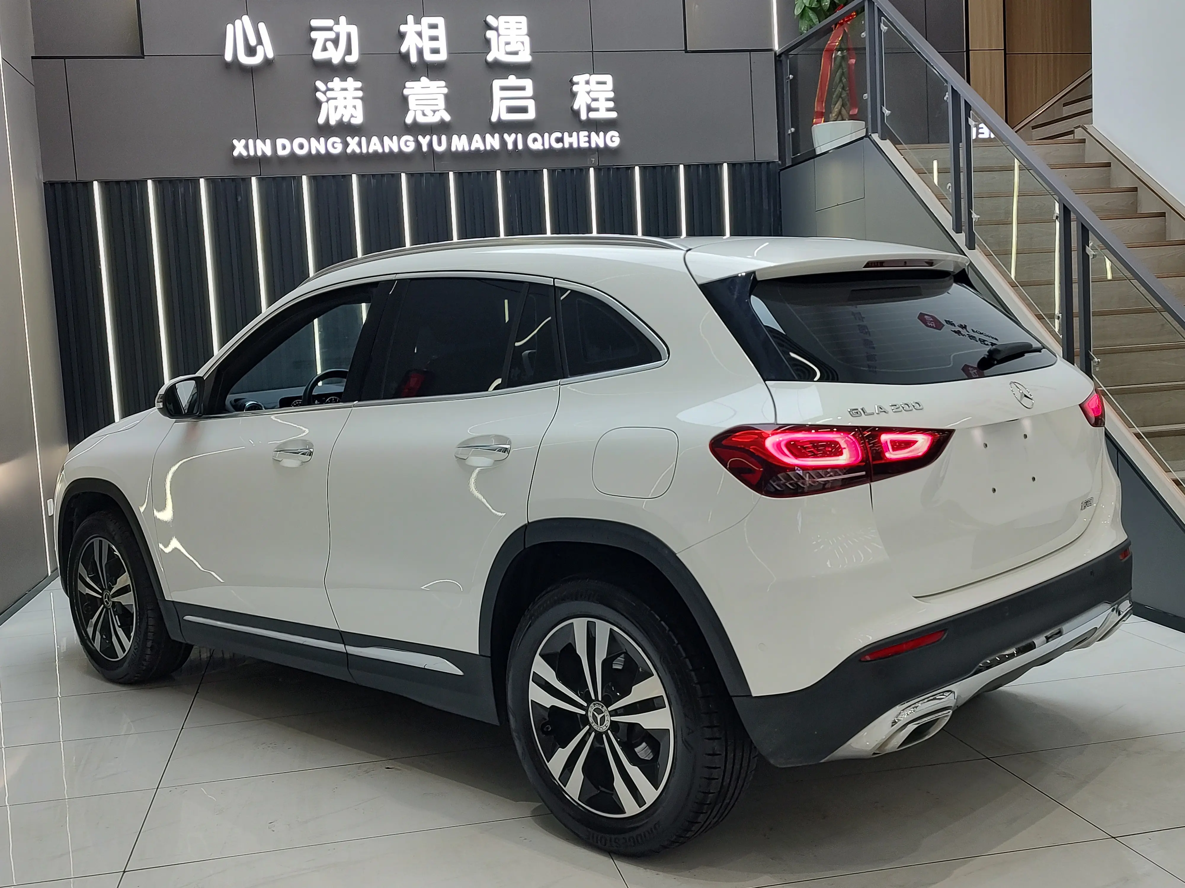 Mercedes-Benz GLA  из Китая