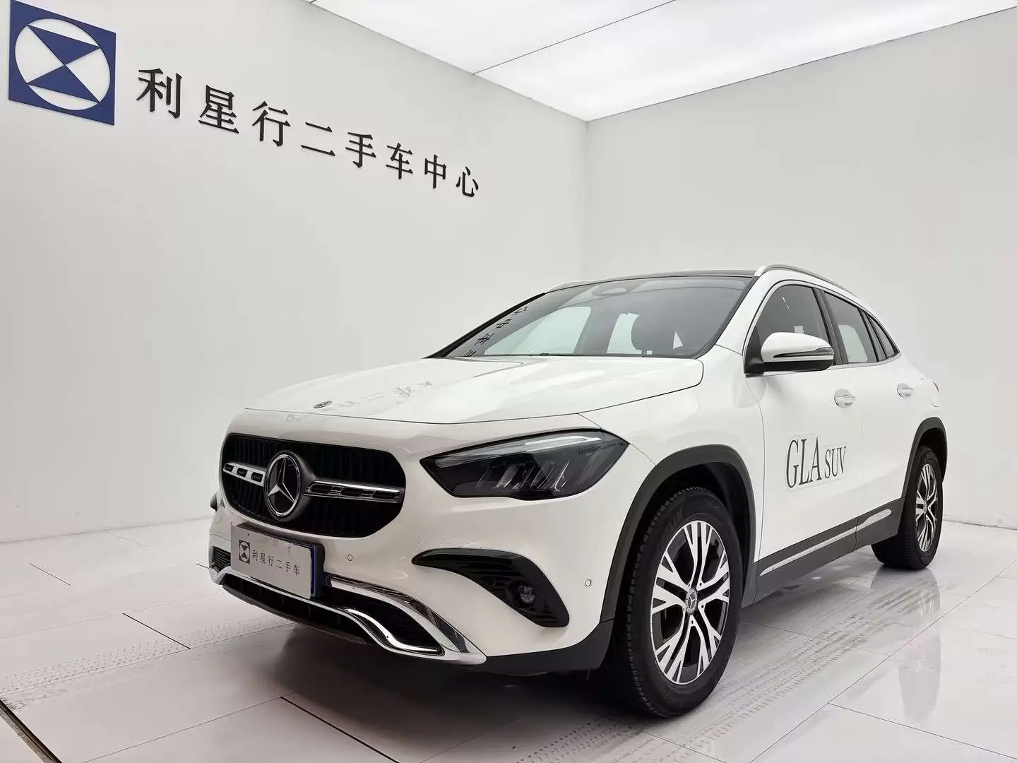 Mercedes-Benz GLA  из Китая