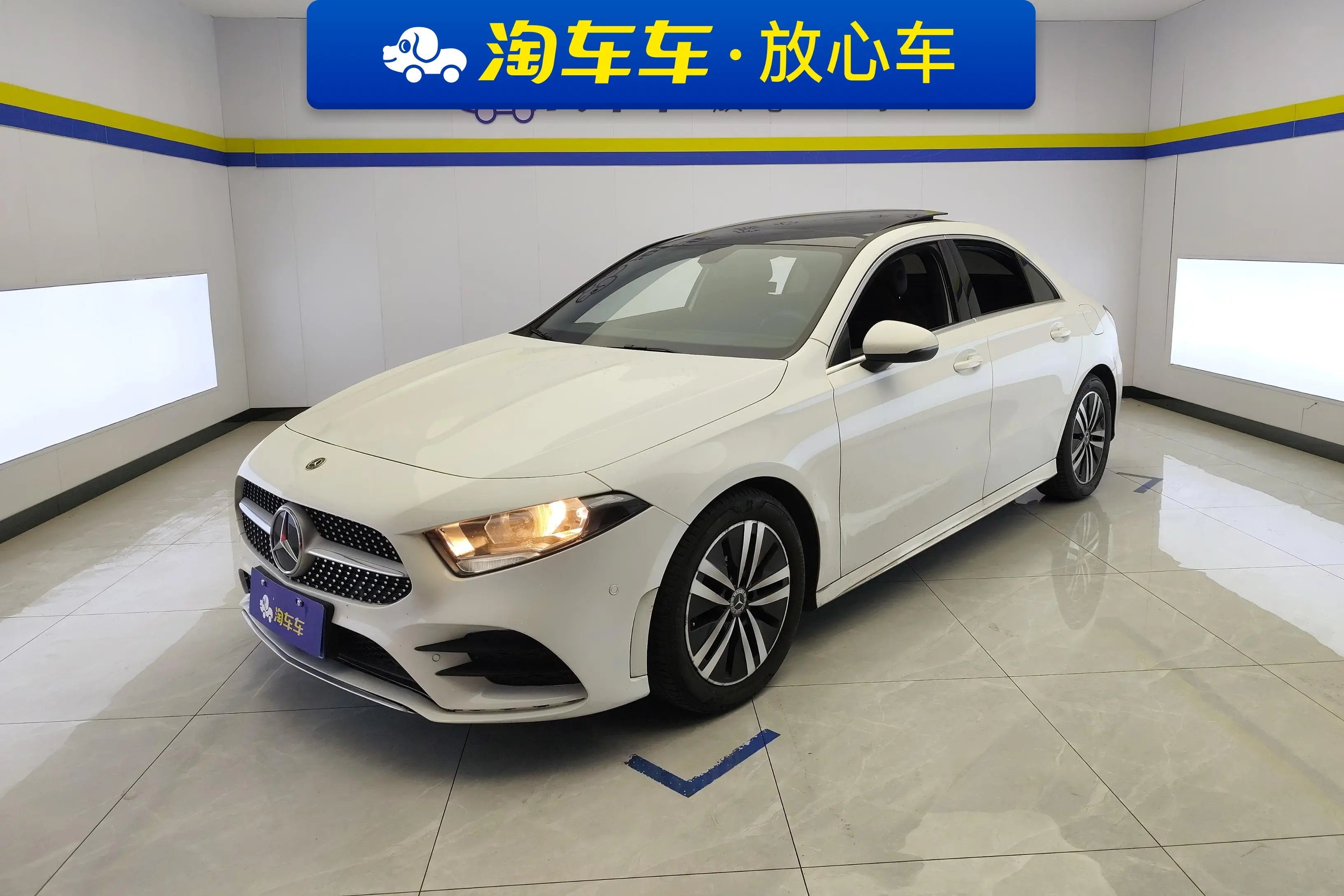 Mercedes-Benz Mercedes Benz A Class  из Китая