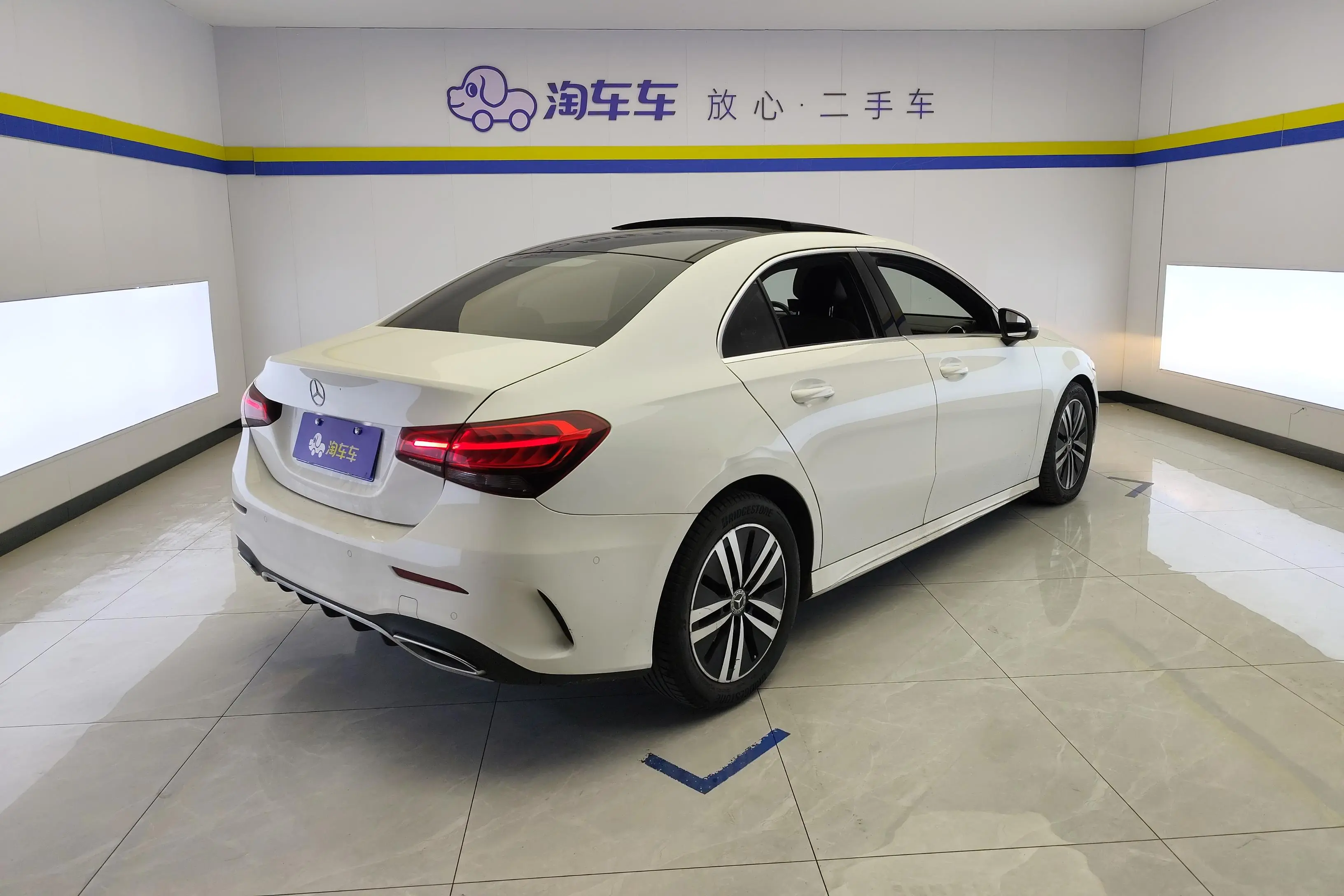 Mercedes-Benz Mercedes Benz A Class  из Китая