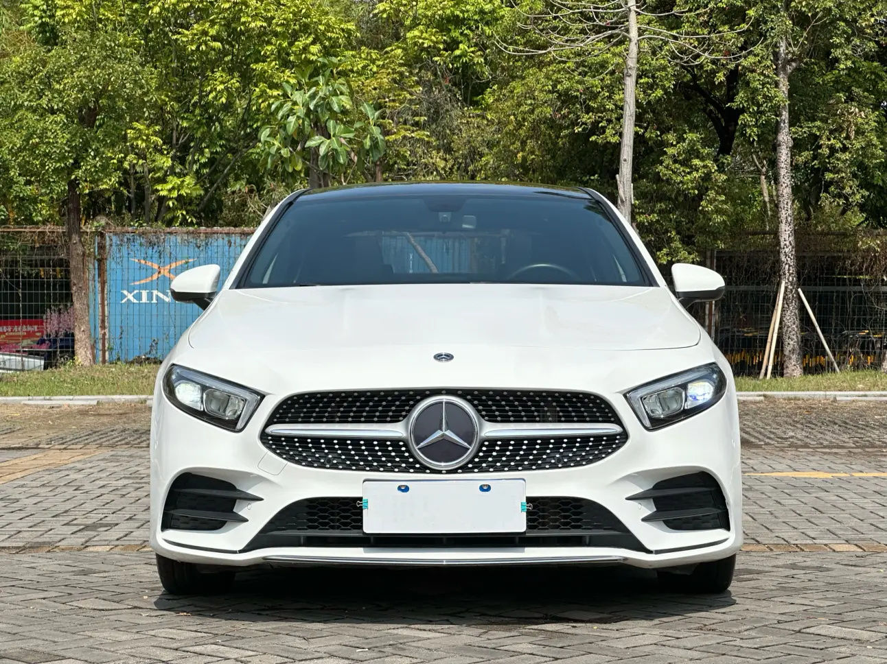 Mercedes-Benz Mercedes Benz A Class  из Китая