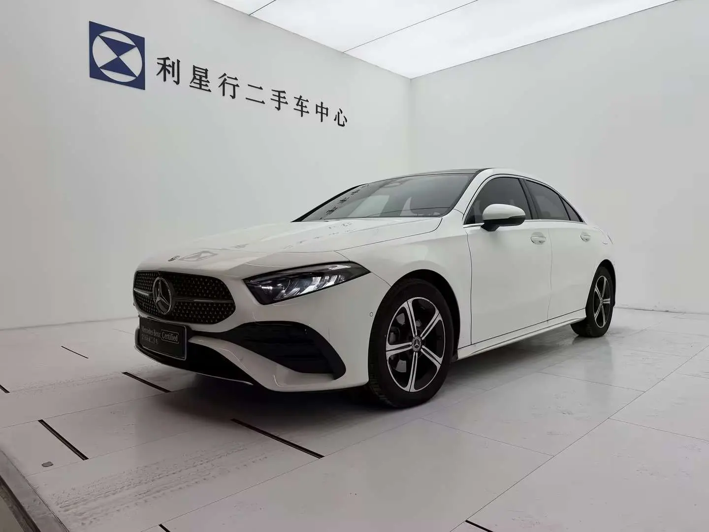 Mercedes-Benz Mercedes Benz A Class  из Китая