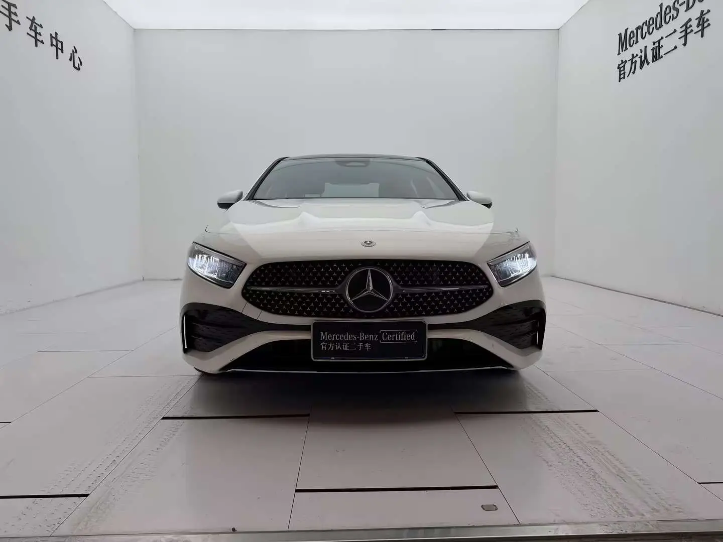 Mercedes-Benz Mercedes Benz A Class  из Китая