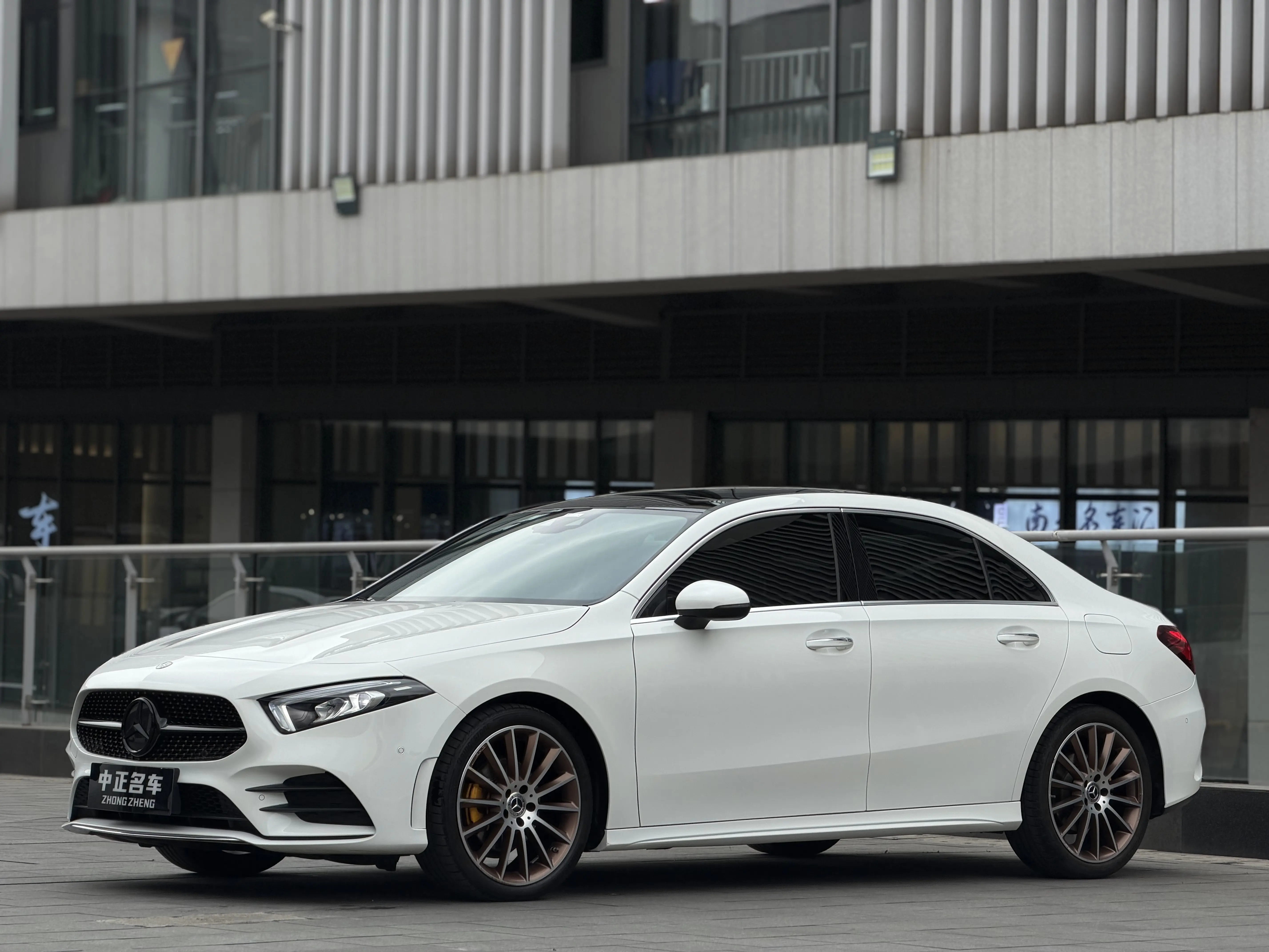 Mercedes-Benz Mercedes Benz A Class  из Китая