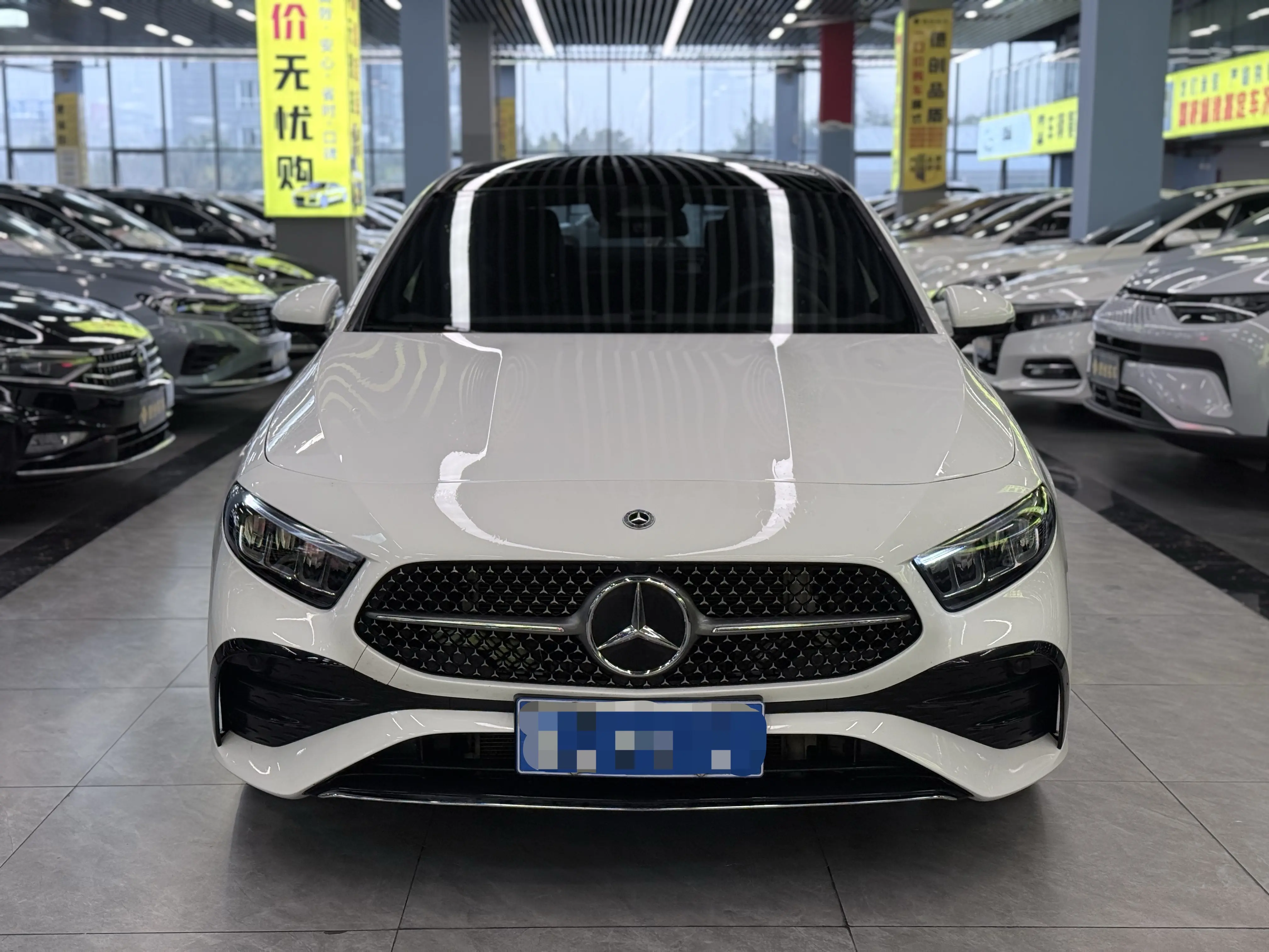 Mercedes-Benz Mercedes Benz A Class  из Китая