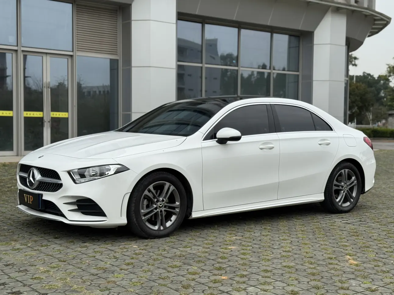 Mercedes-Benz Mercedes Benz A Class  из Китая
