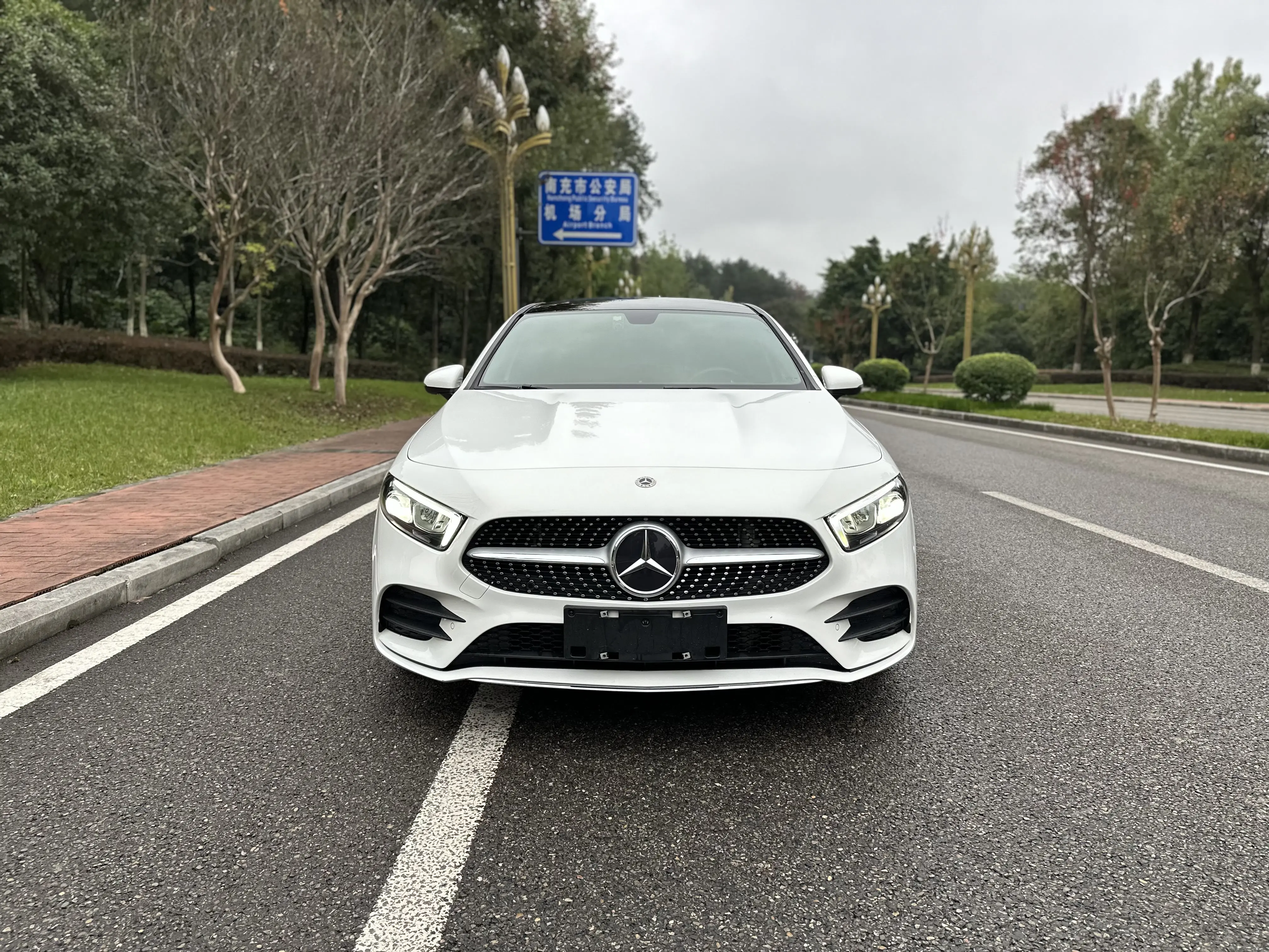 Mercedes-Benz Mercedes Benz A Class  из Китая