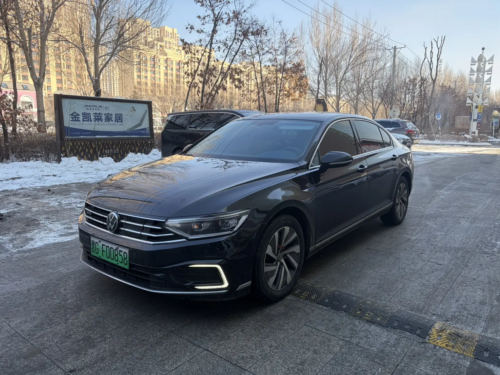 Volkswagen Magotan PHEV  из Китая