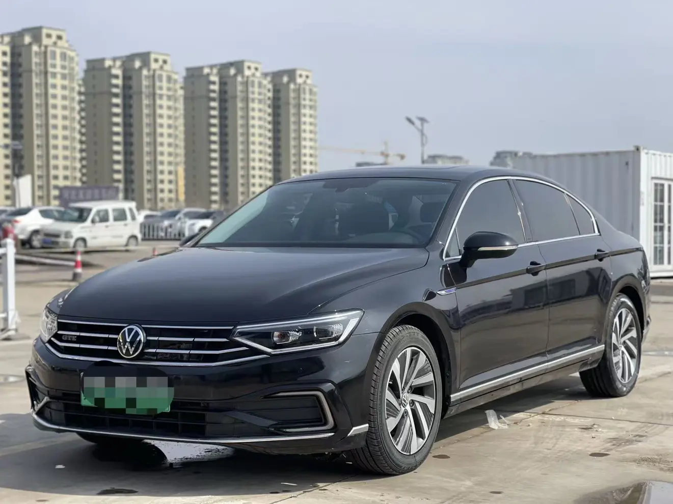 Volkswagen Magotan PHEV  из Китая