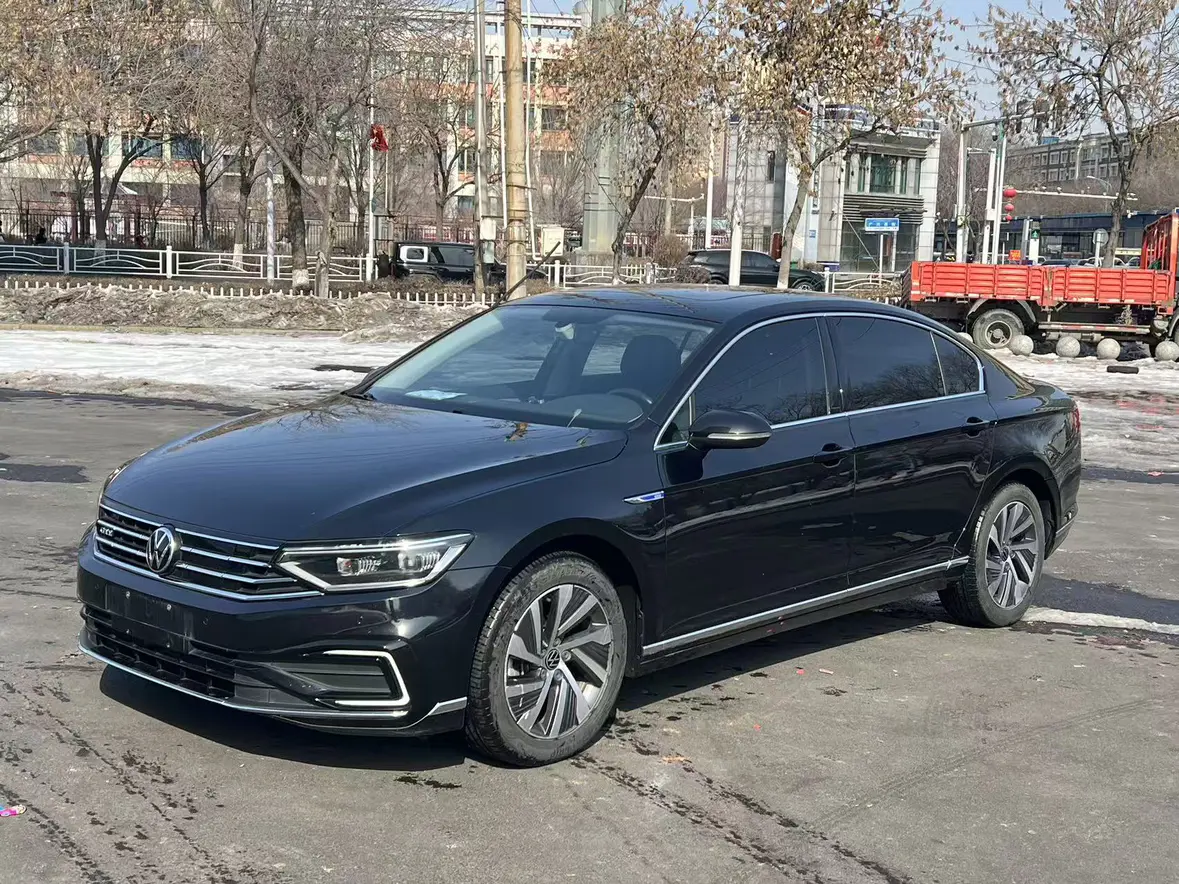 Volkswagen Magotan PHEV  из Китая