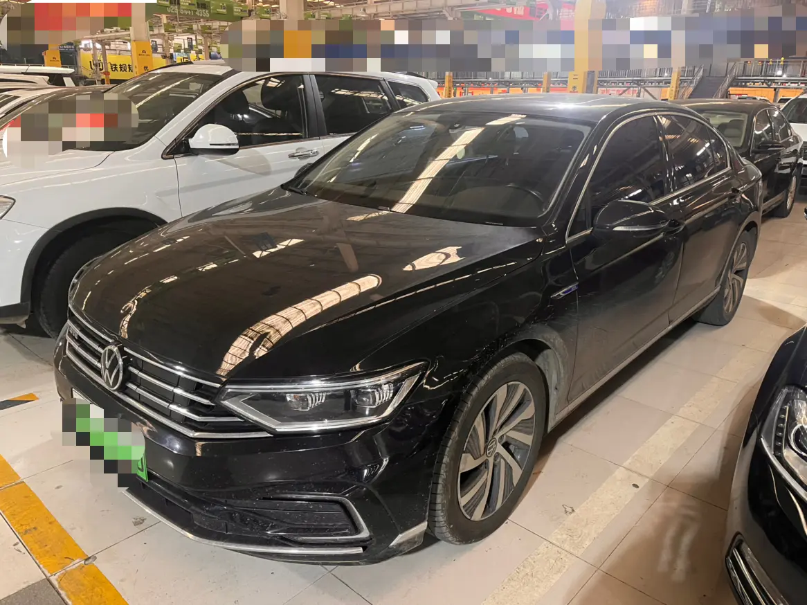 Volkswagen Magotan PHEV  из Китая