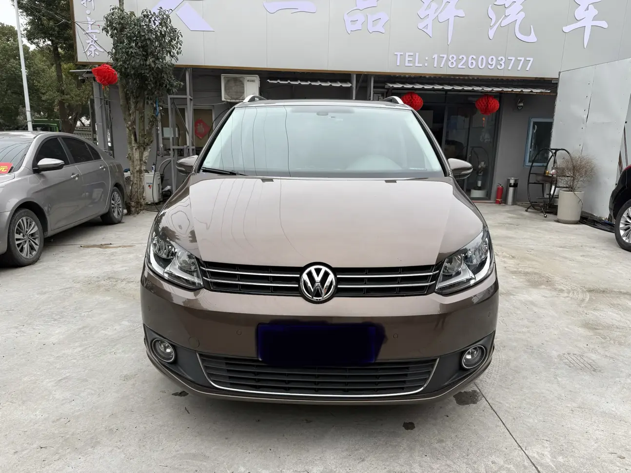 Volkswagen Touran  из Китая