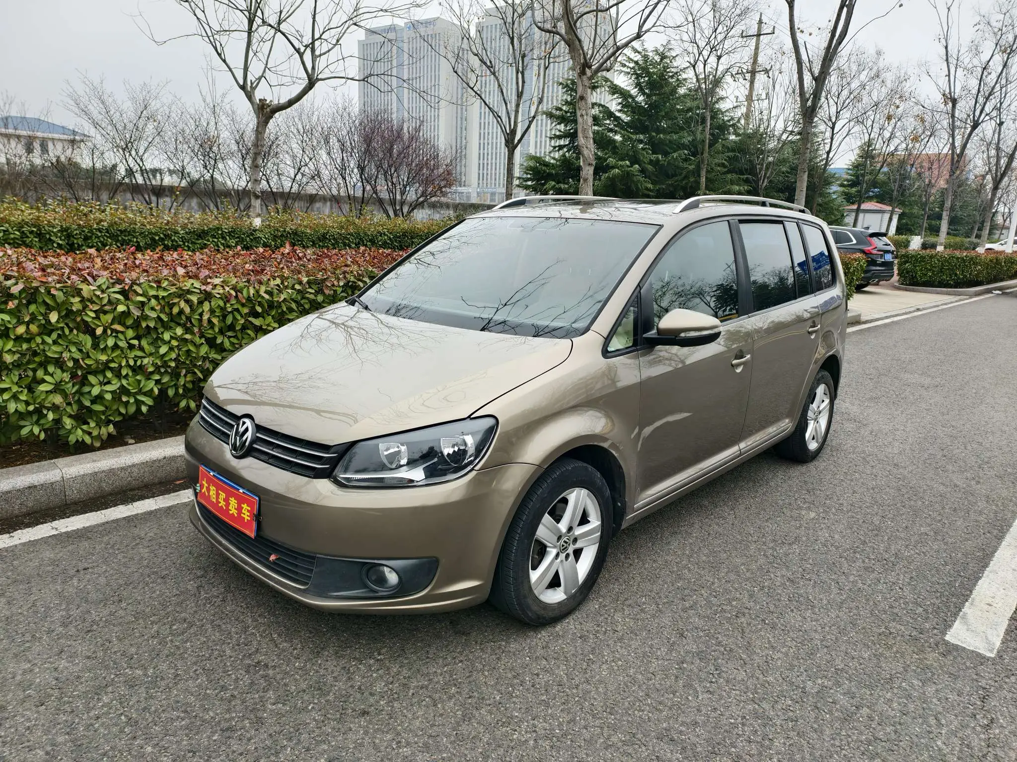Volkswagen Touran  из Китая