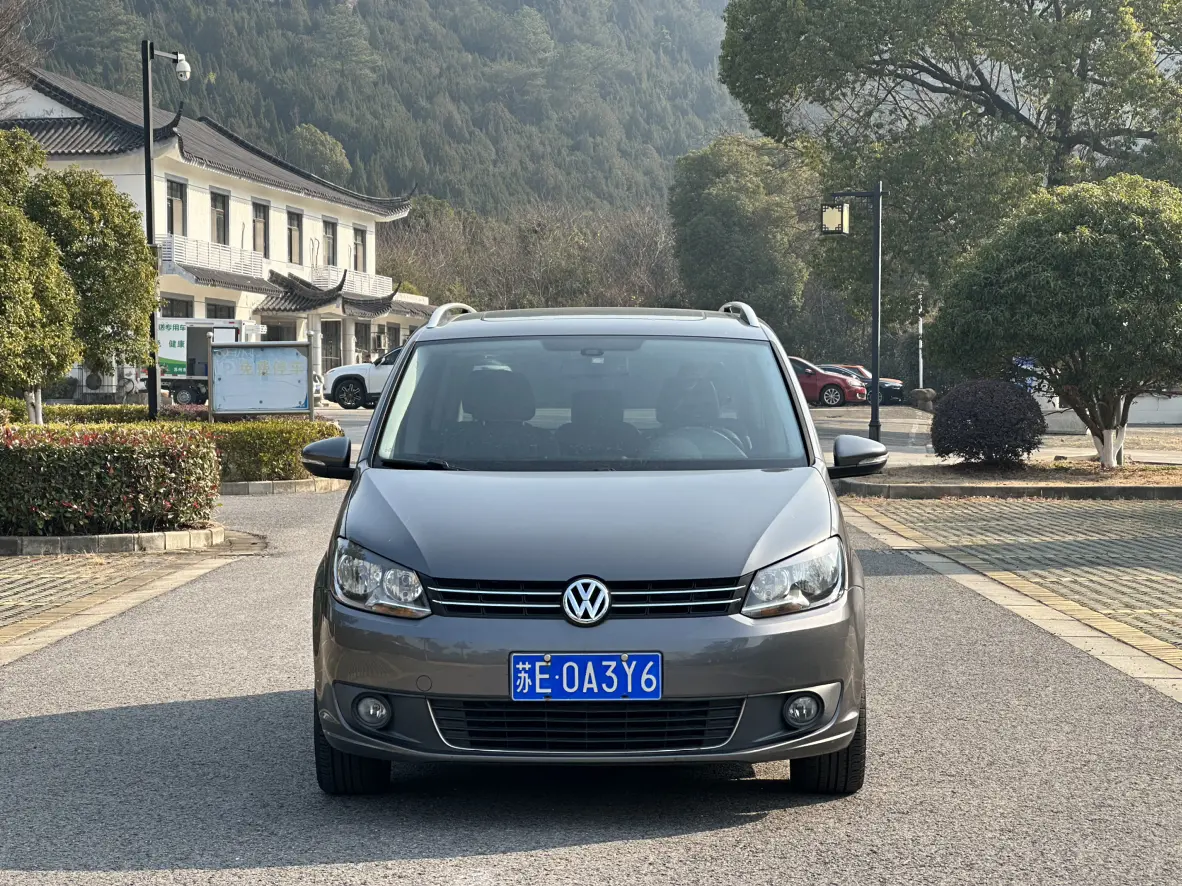 Volkswagen Touran  из Китая