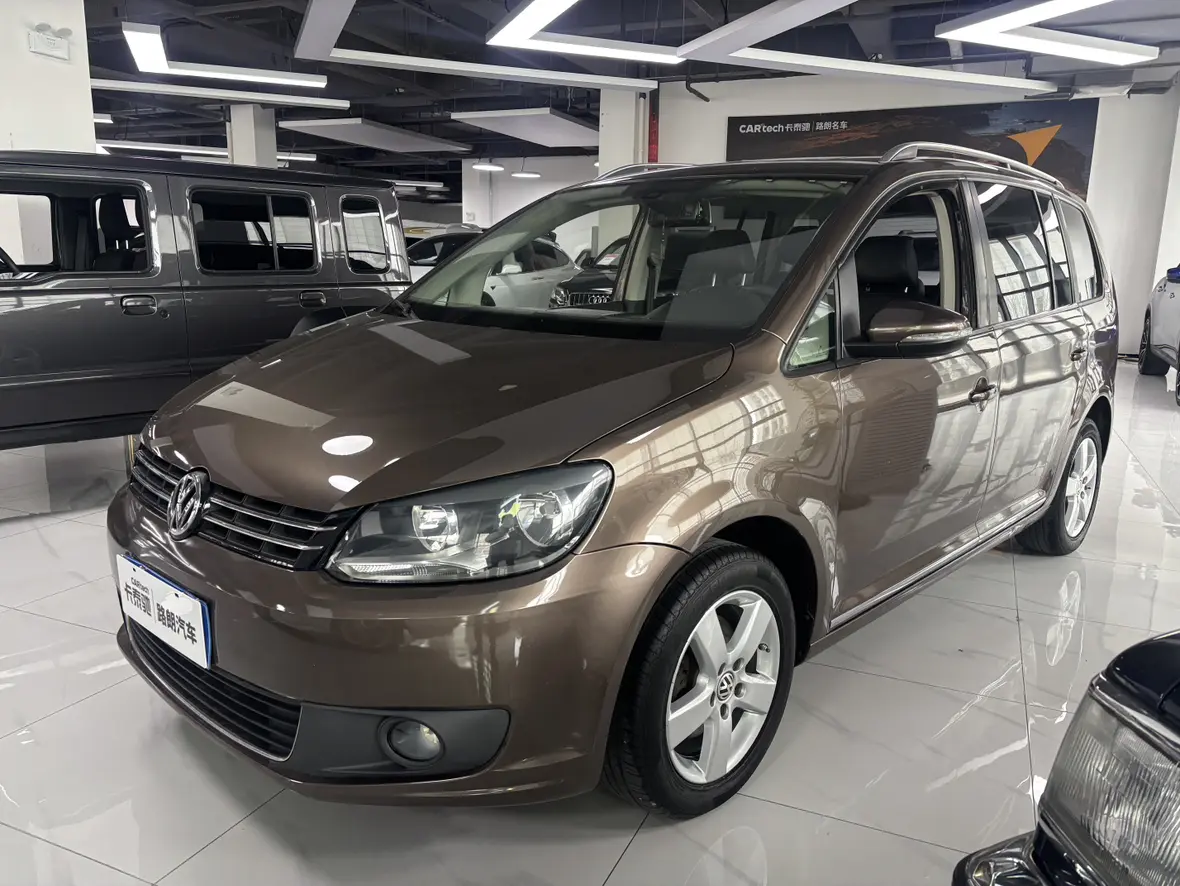 Volkswagen Touran  из Китая