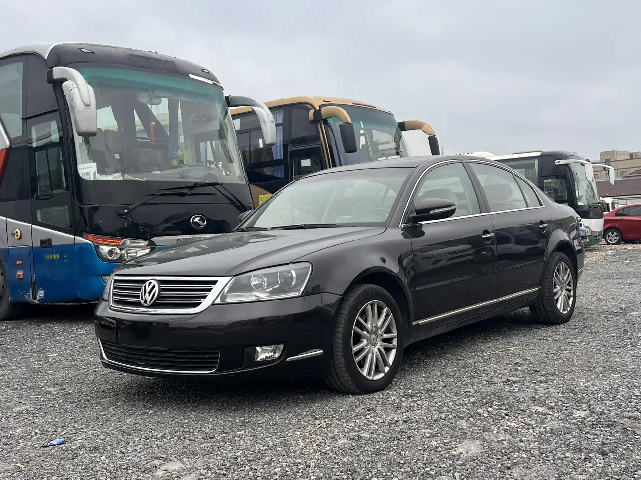 Volkswagen Passat  из Китая