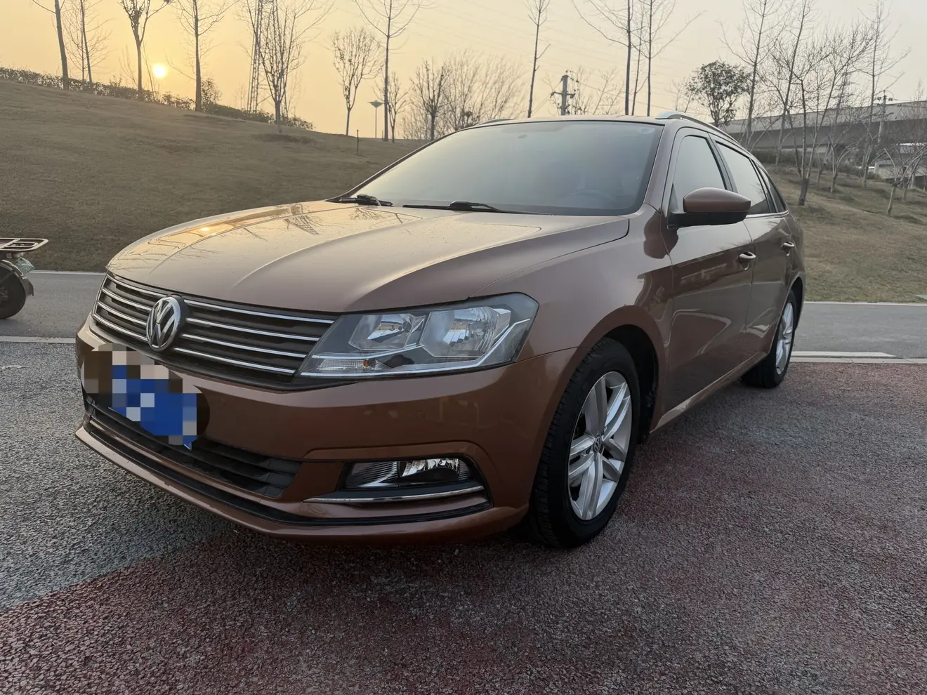 Volkswagen Langxing  из Китая