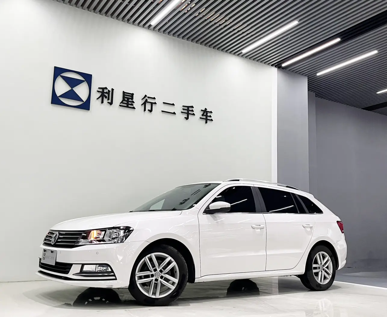 Volkswagen Langxing  из Китая