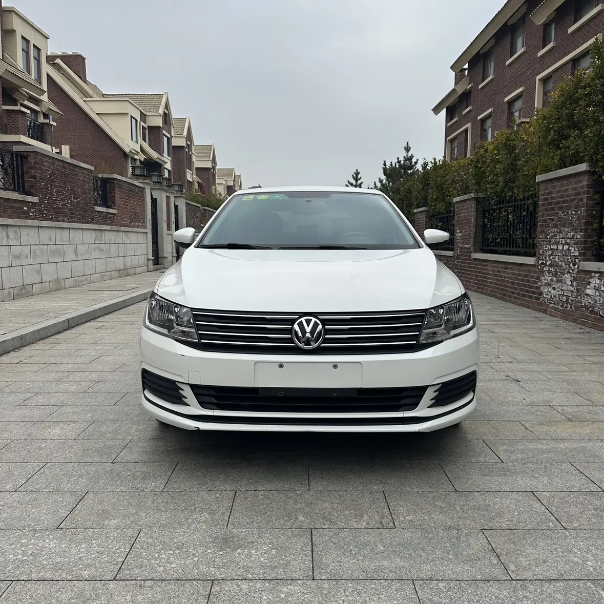 Volkswagen Langxing  из Китая