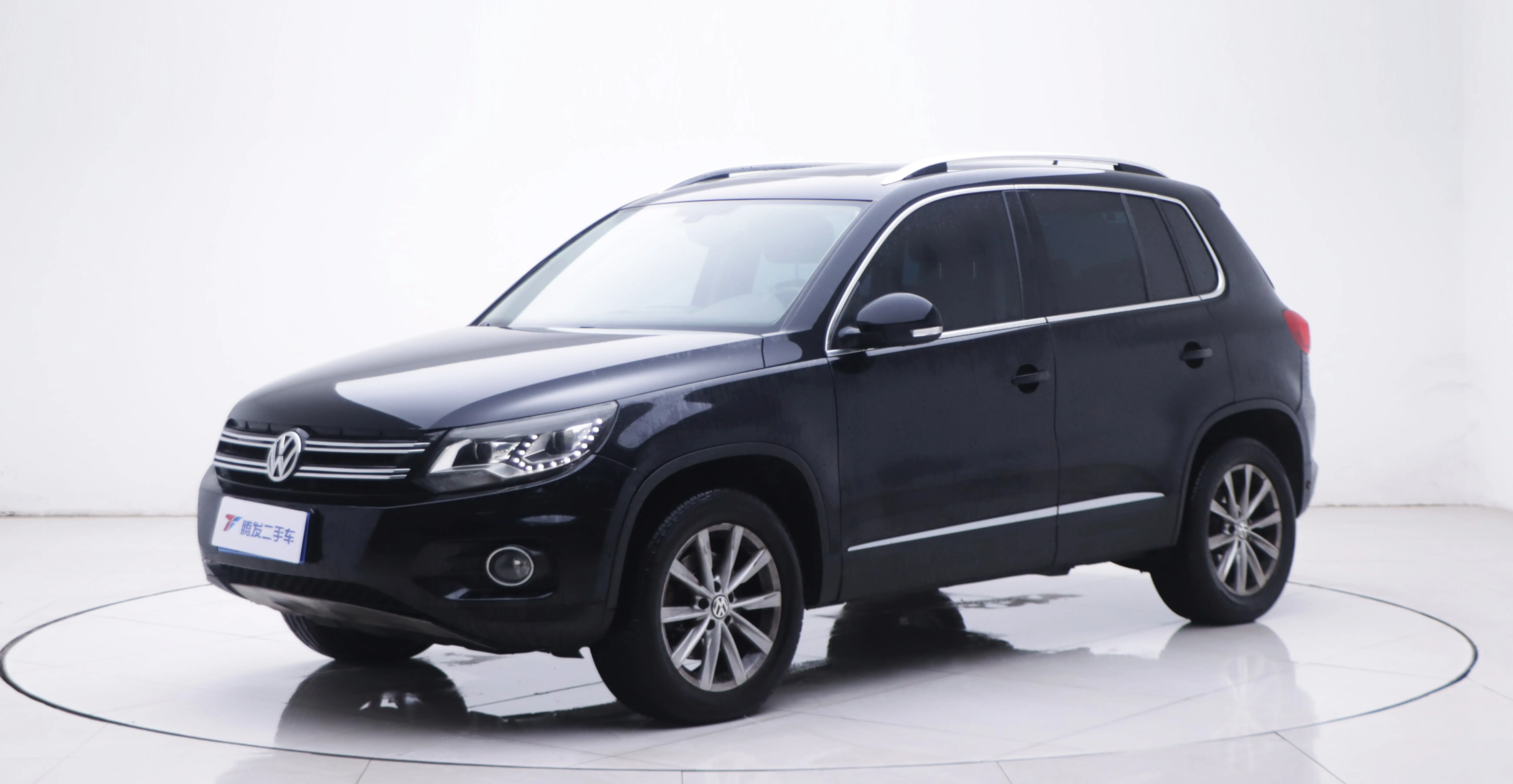 Volkswagen Tiguan (Tharu)  из Китая