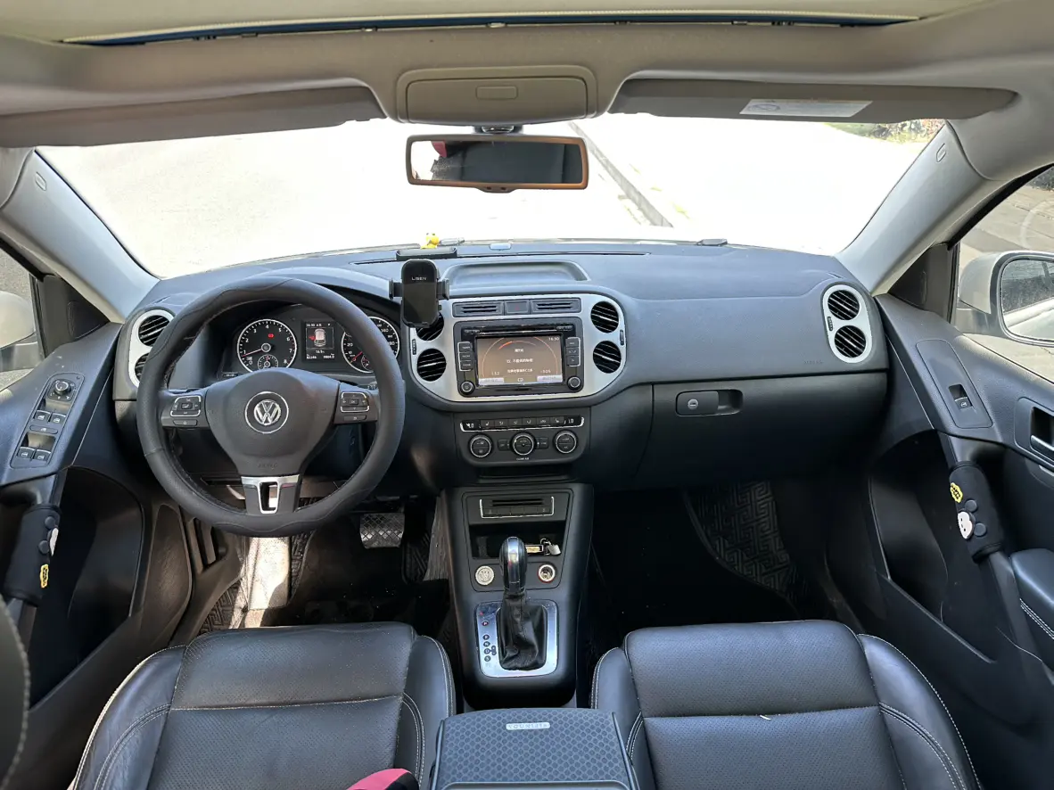 Volkswagen Tiguan (Tharu)  из Китая