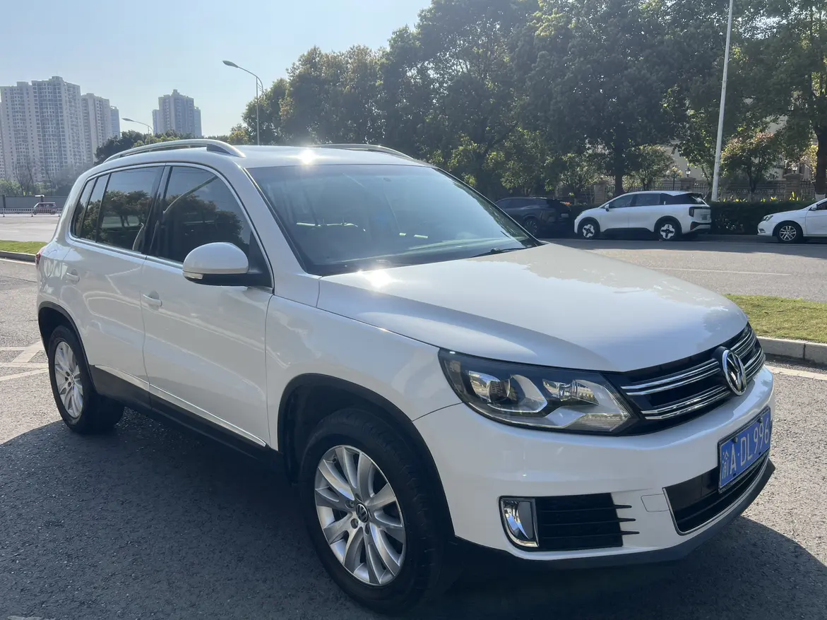 Volkswagen Tiguan (Tharu)  из Китая