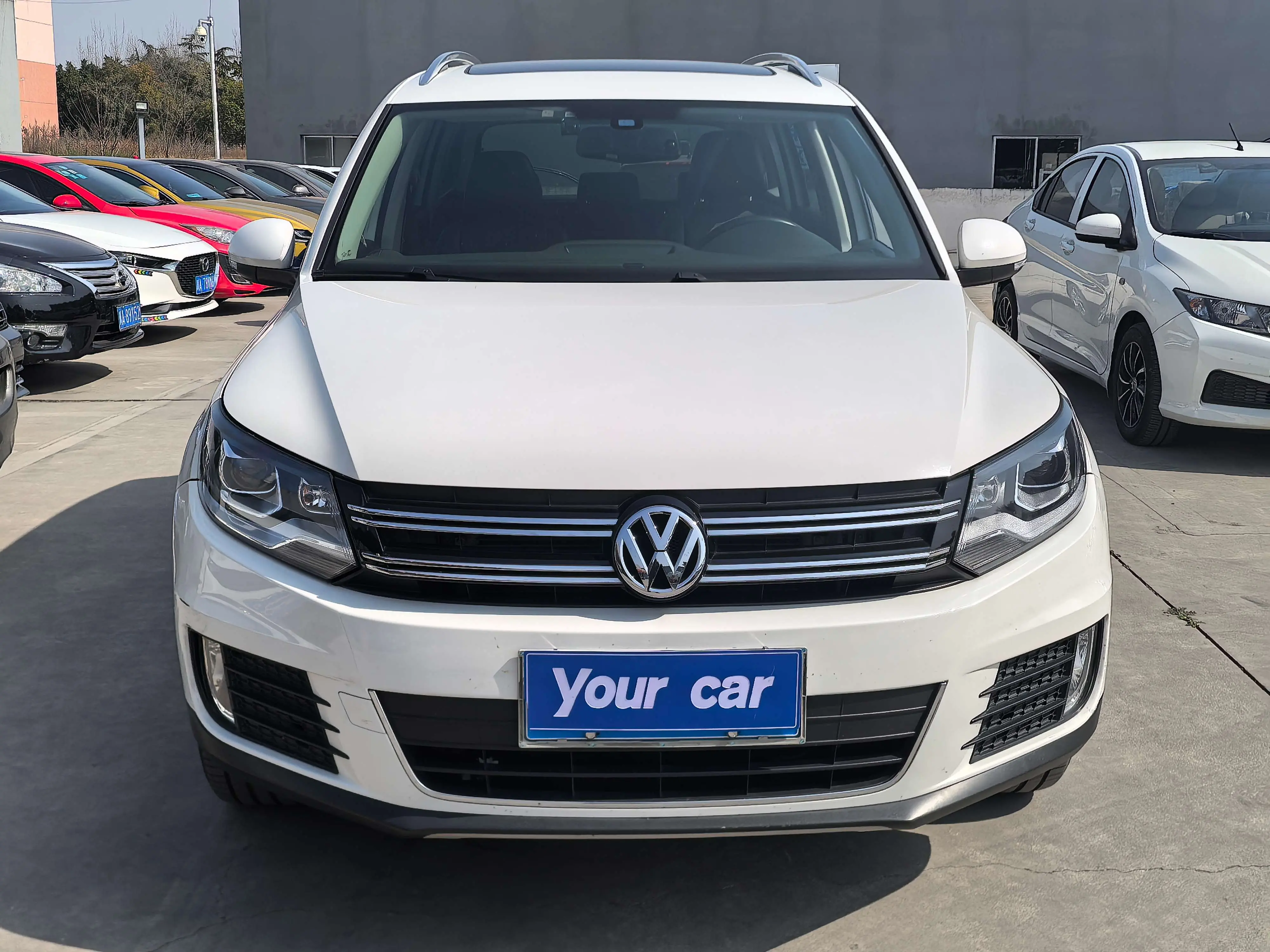 Volkswagen Tiguan (Tharu)  из Китая