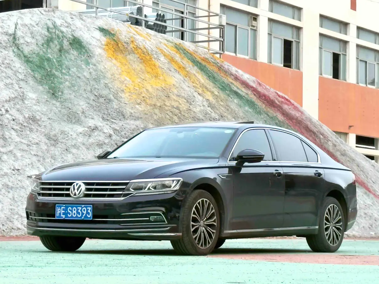 Volkswagen Hui Ang  из Китая