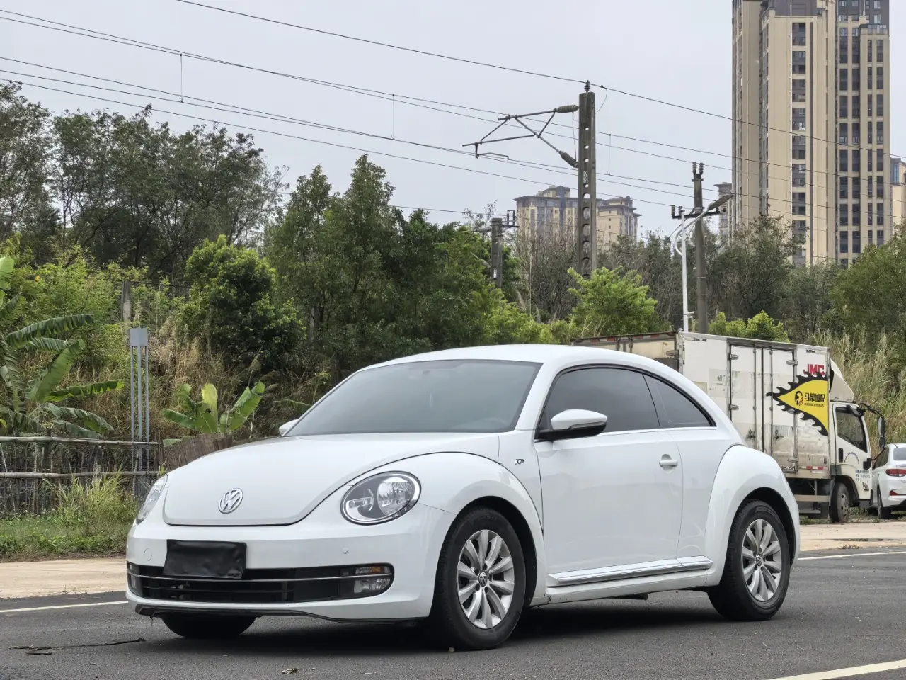Volkswagen Beetle  из Китая