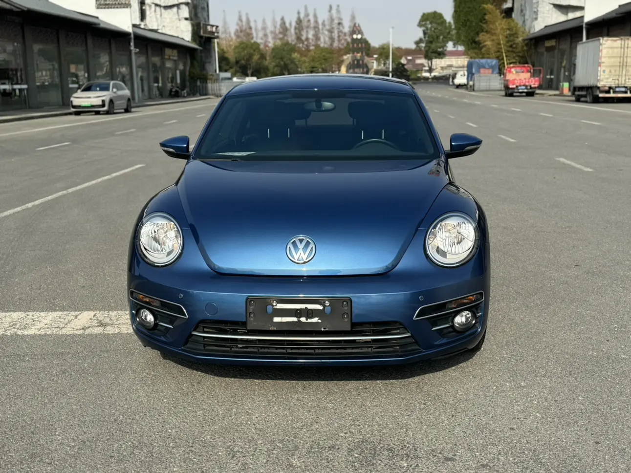 Volkswagen Beetle  из Китая