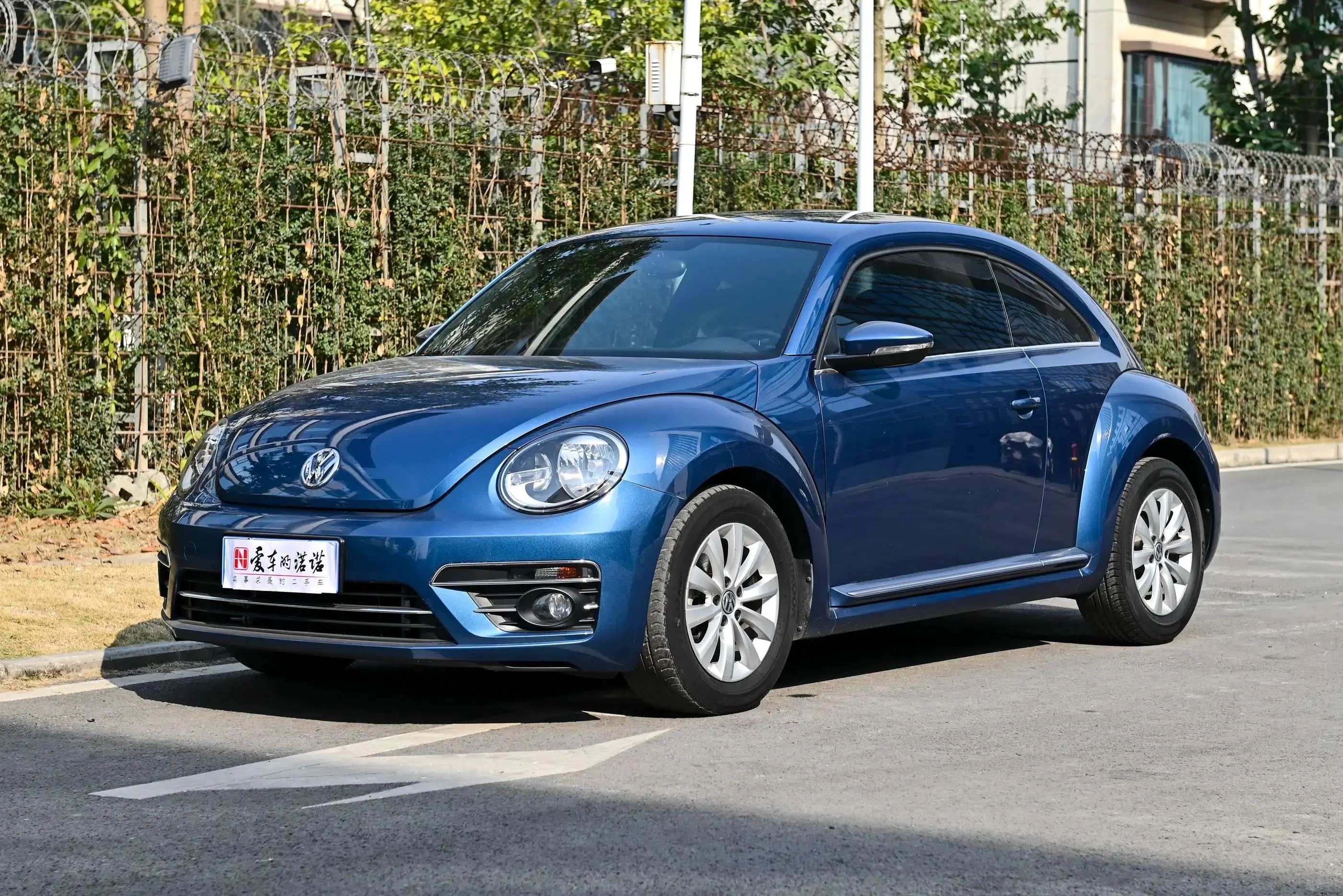 Volkswagen Beetle  из Китая