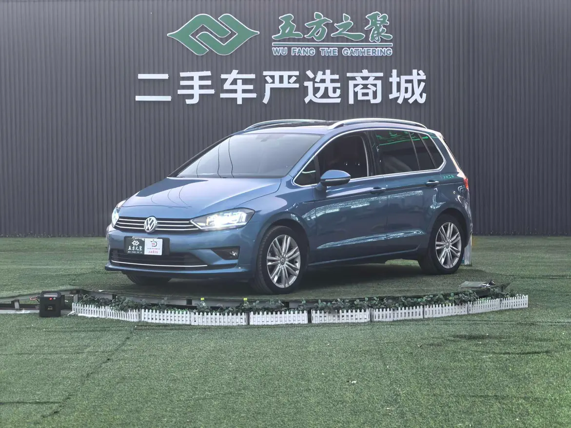 Volkswagen Golf·Jialu  из Китая
