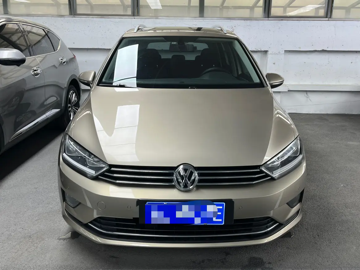 Volkswagen Golf·Jialu  из Китая