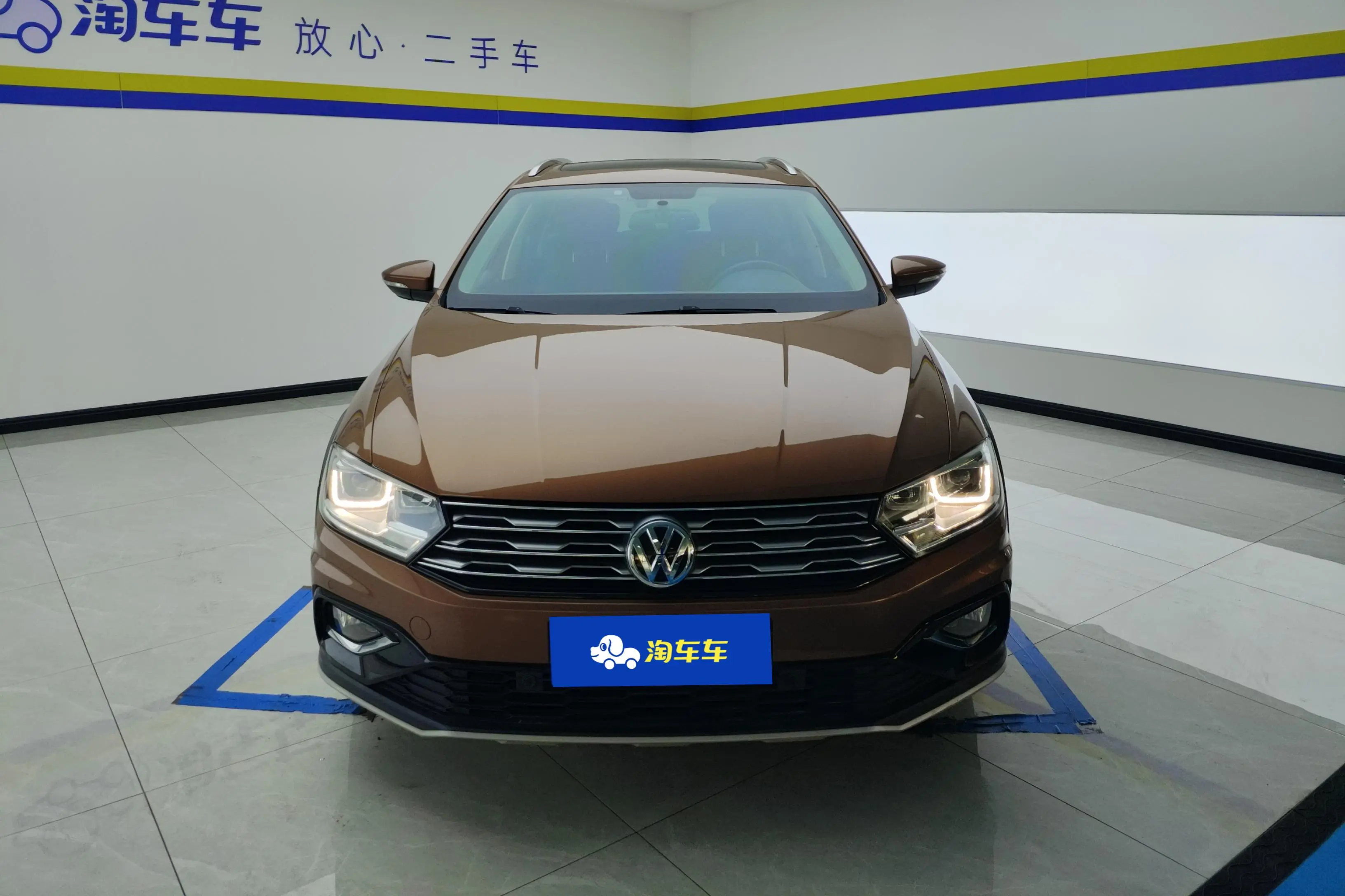 Volkswagen C-TREK Weiling  из Китая