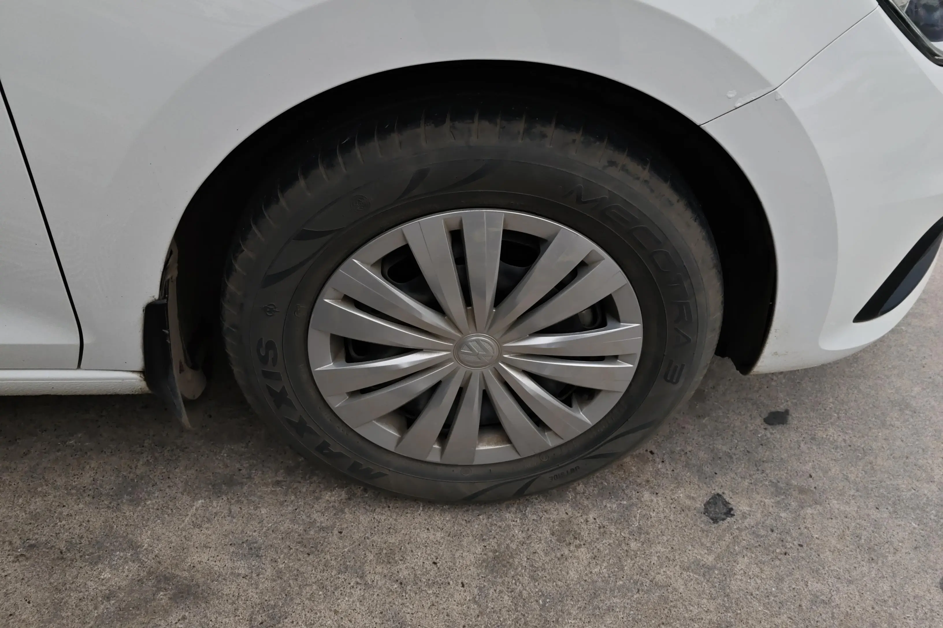 Volkswagen Santana  из Китая